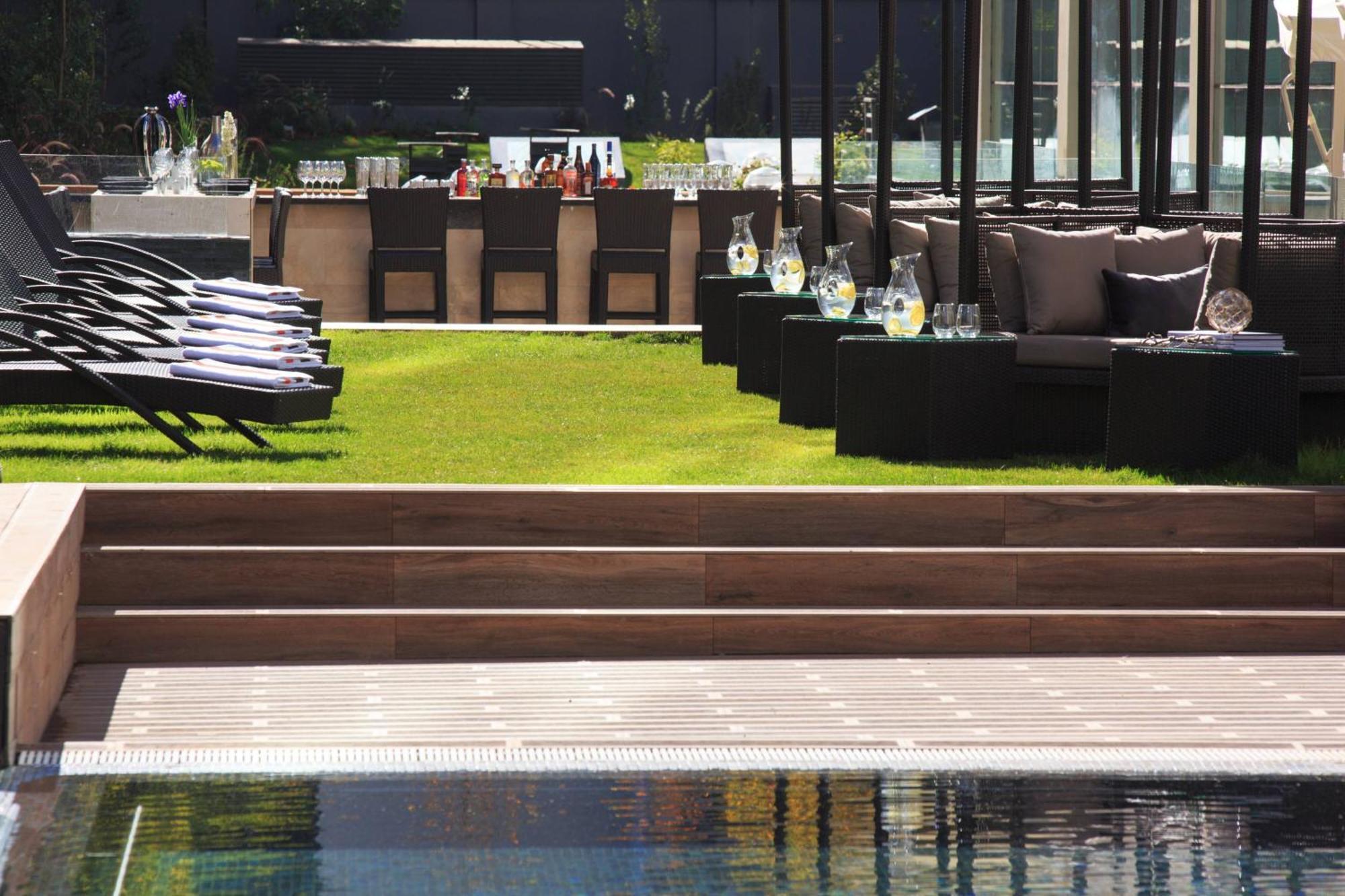 Renaissance By Marriott Hotel 5*