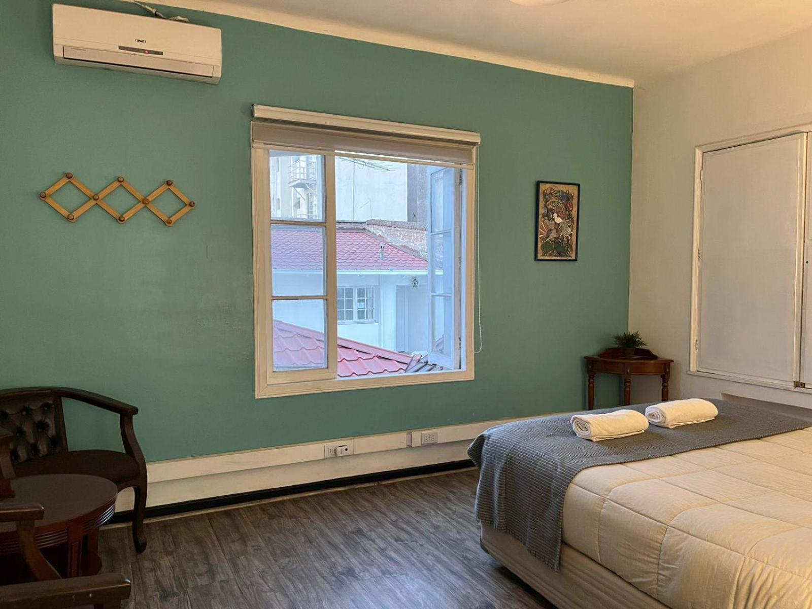 Casa Blanca Homestay Santiago