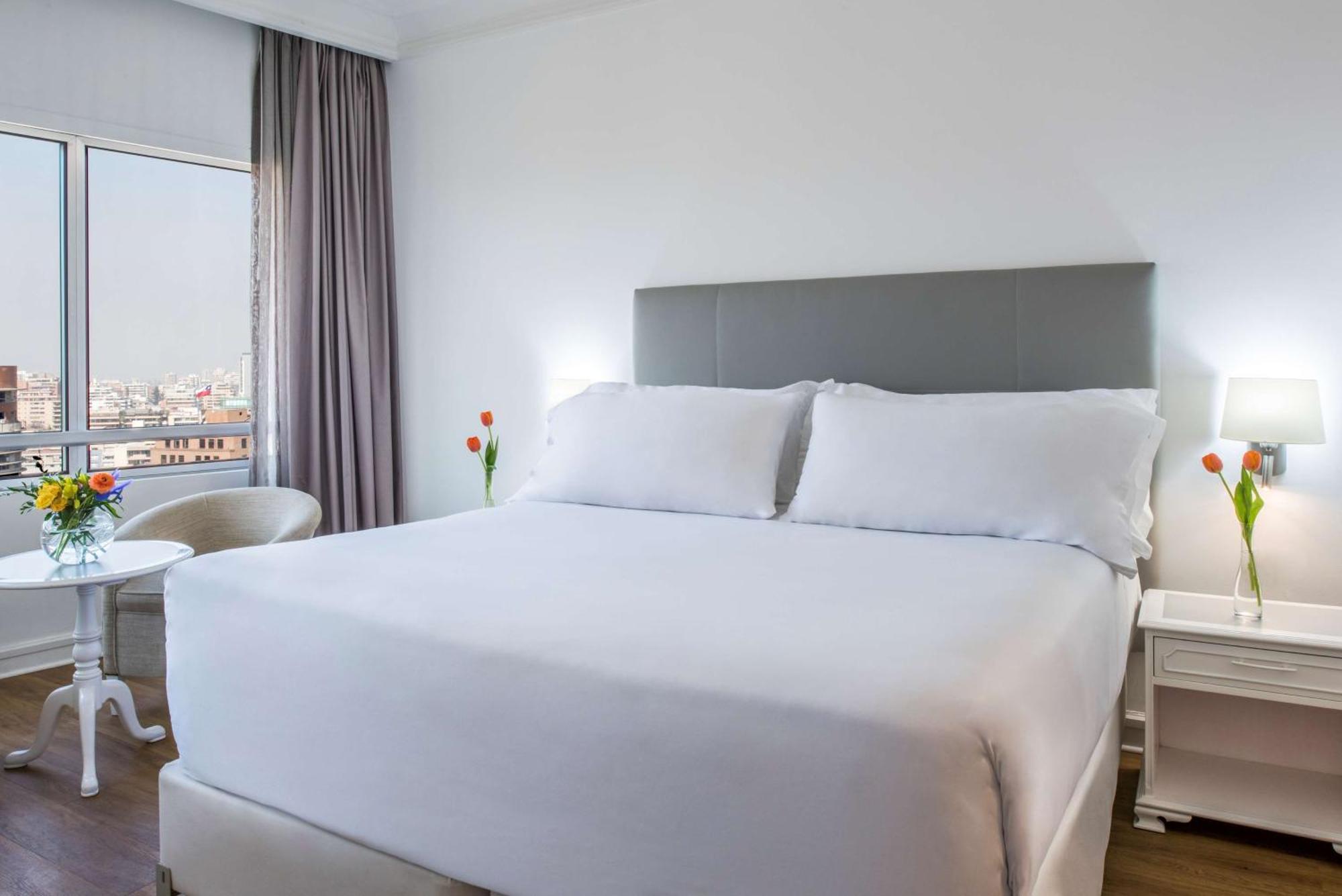 Hotel Nh Collection Plaza