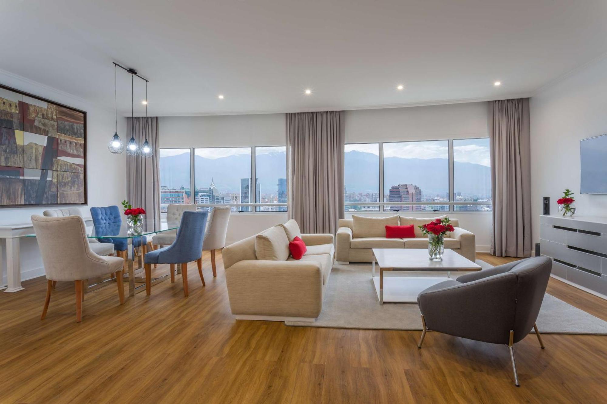 Nh Collection Plaza 5*