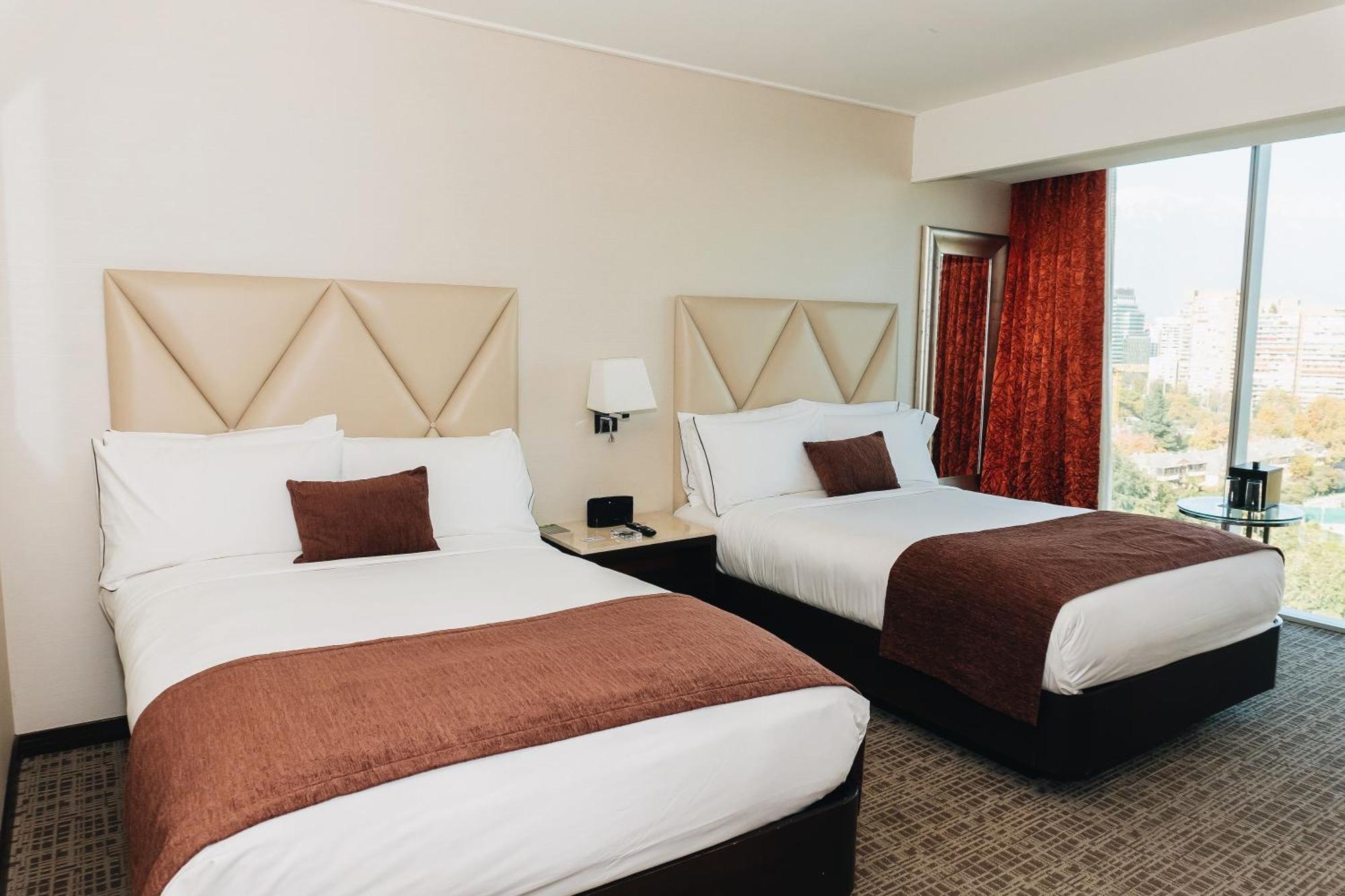 Hotel Renaissance By Marriott 5*