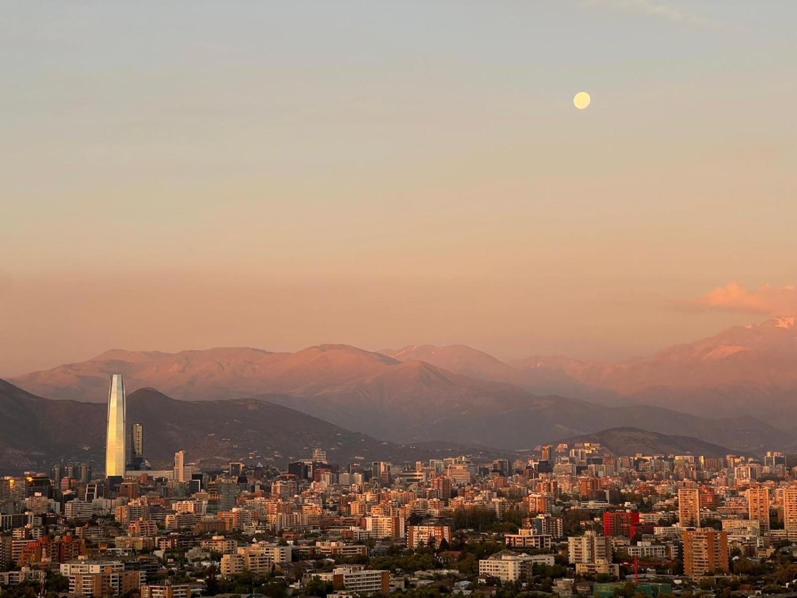 Departamento En Nunoa, Excelente Ubicacion, Frente Metro Y A Pasos Del Barrio Italia Apartment Santiago