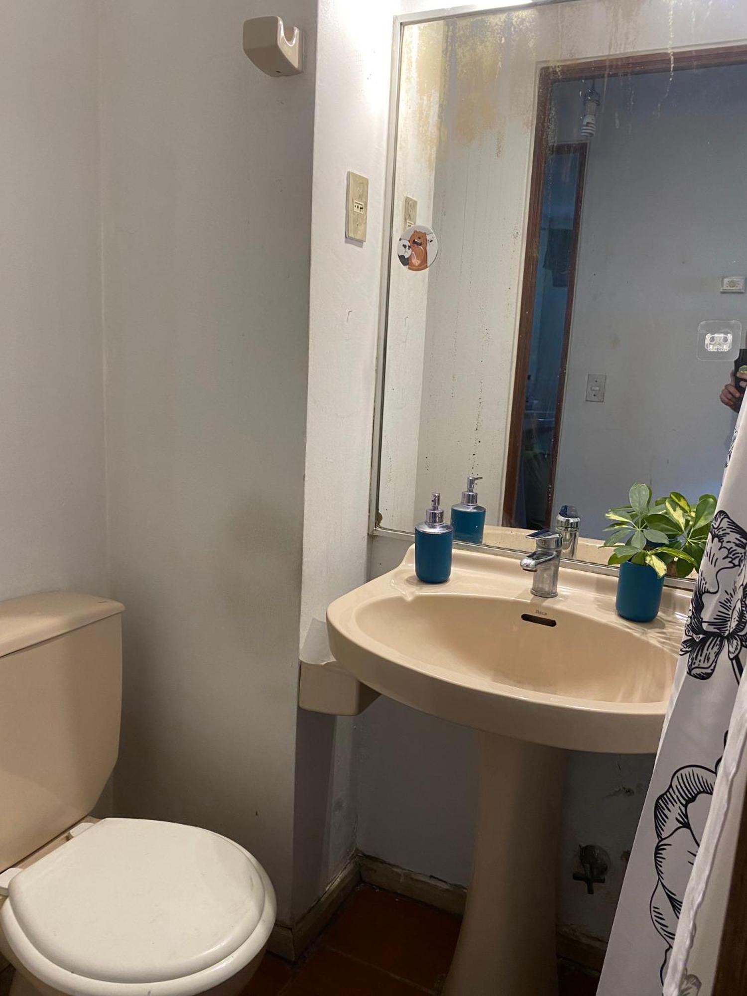 Con Bano Privado En Departamento Compartido Con Anfitrion Homestay *
