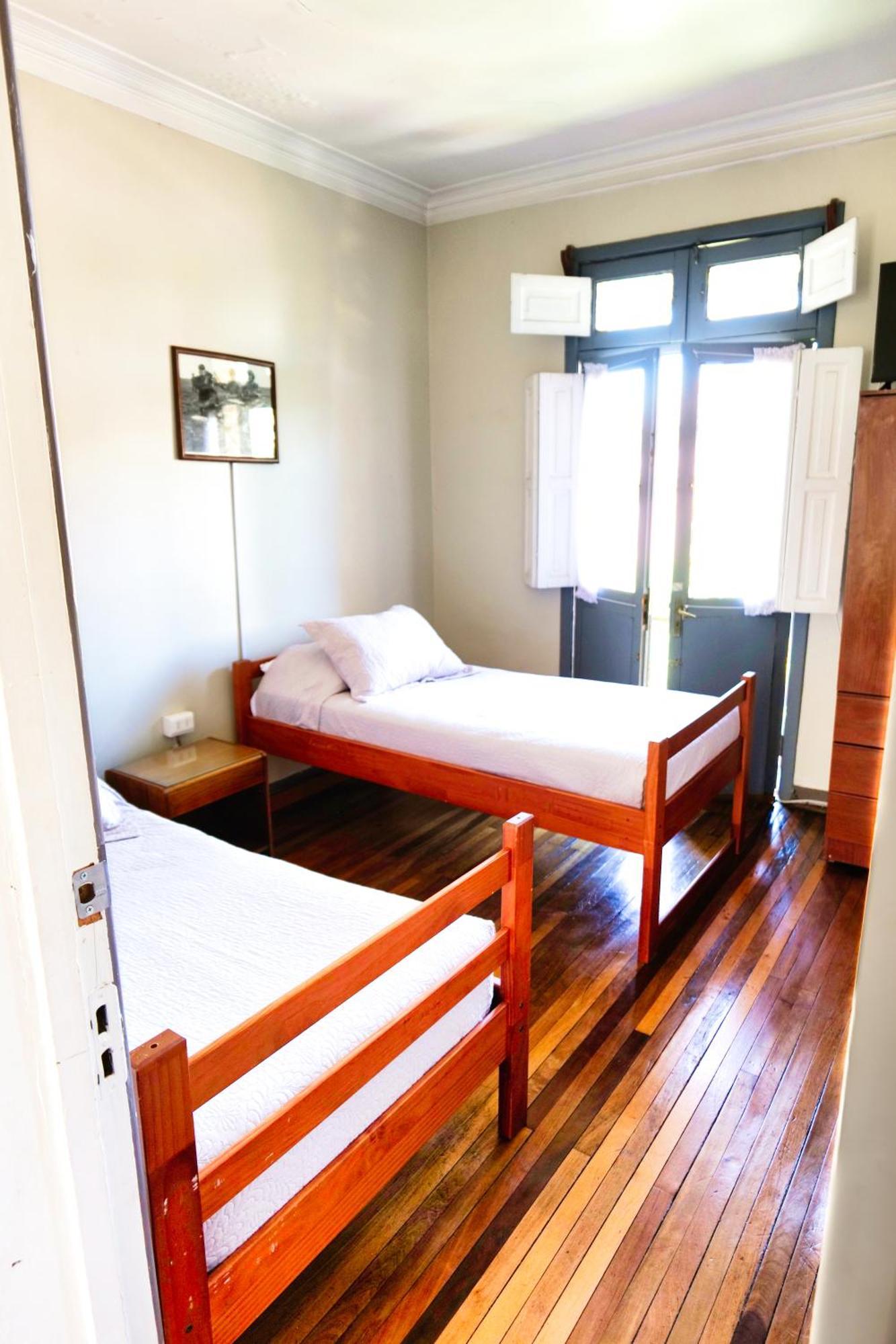 Boonen Hostel *