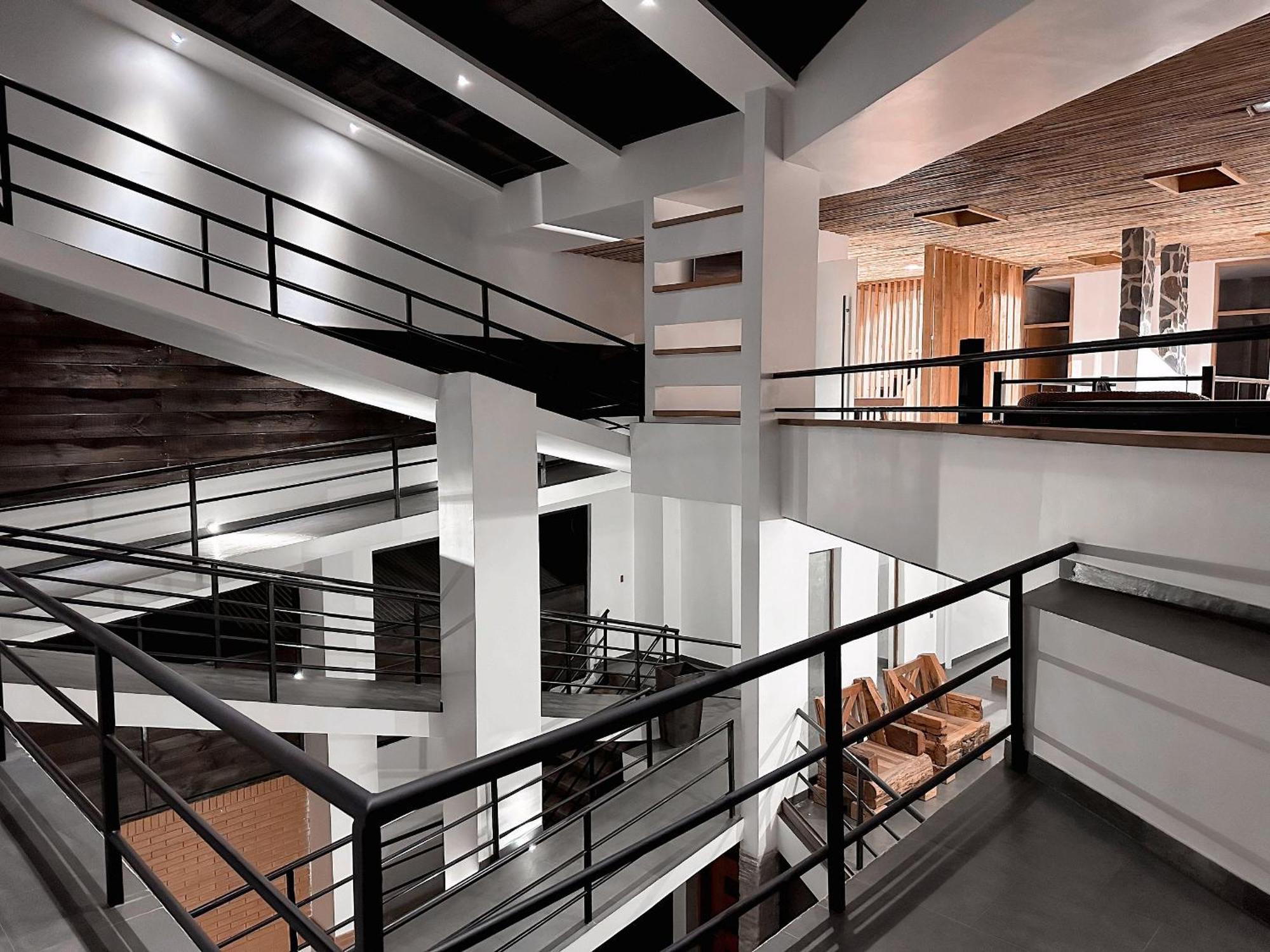 Apartment Inside Santiago, Disenado Ti.