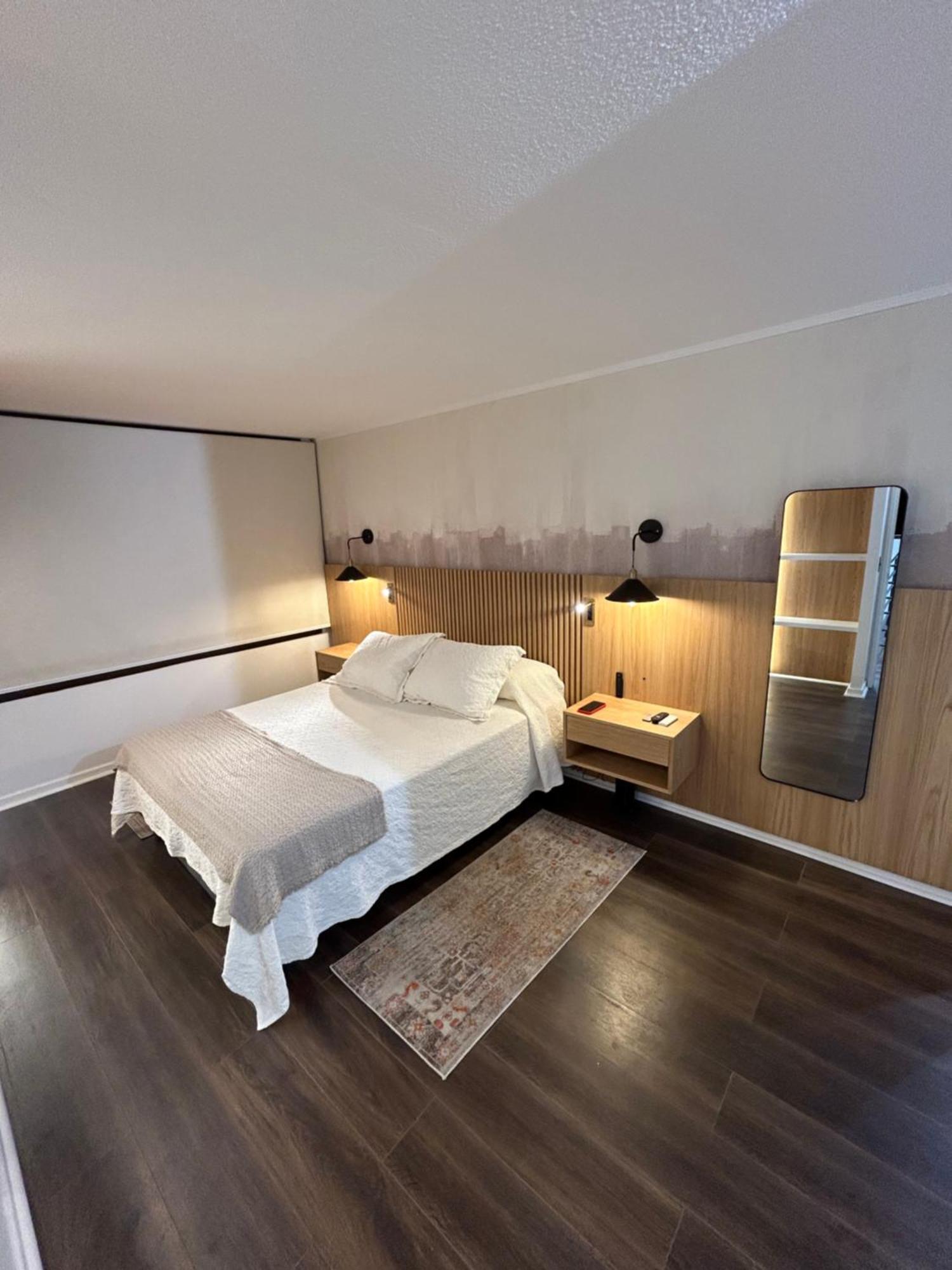 Centrico Departamento Duplex A Pasos Del Metro Căn hộ Santiago