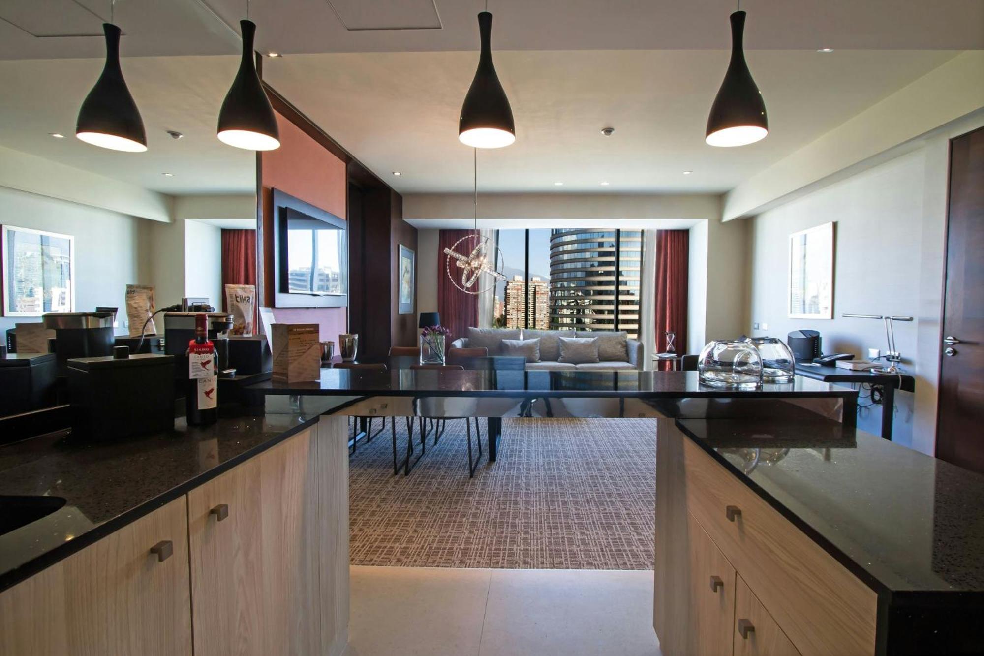 Renaissance By Marriott 5*