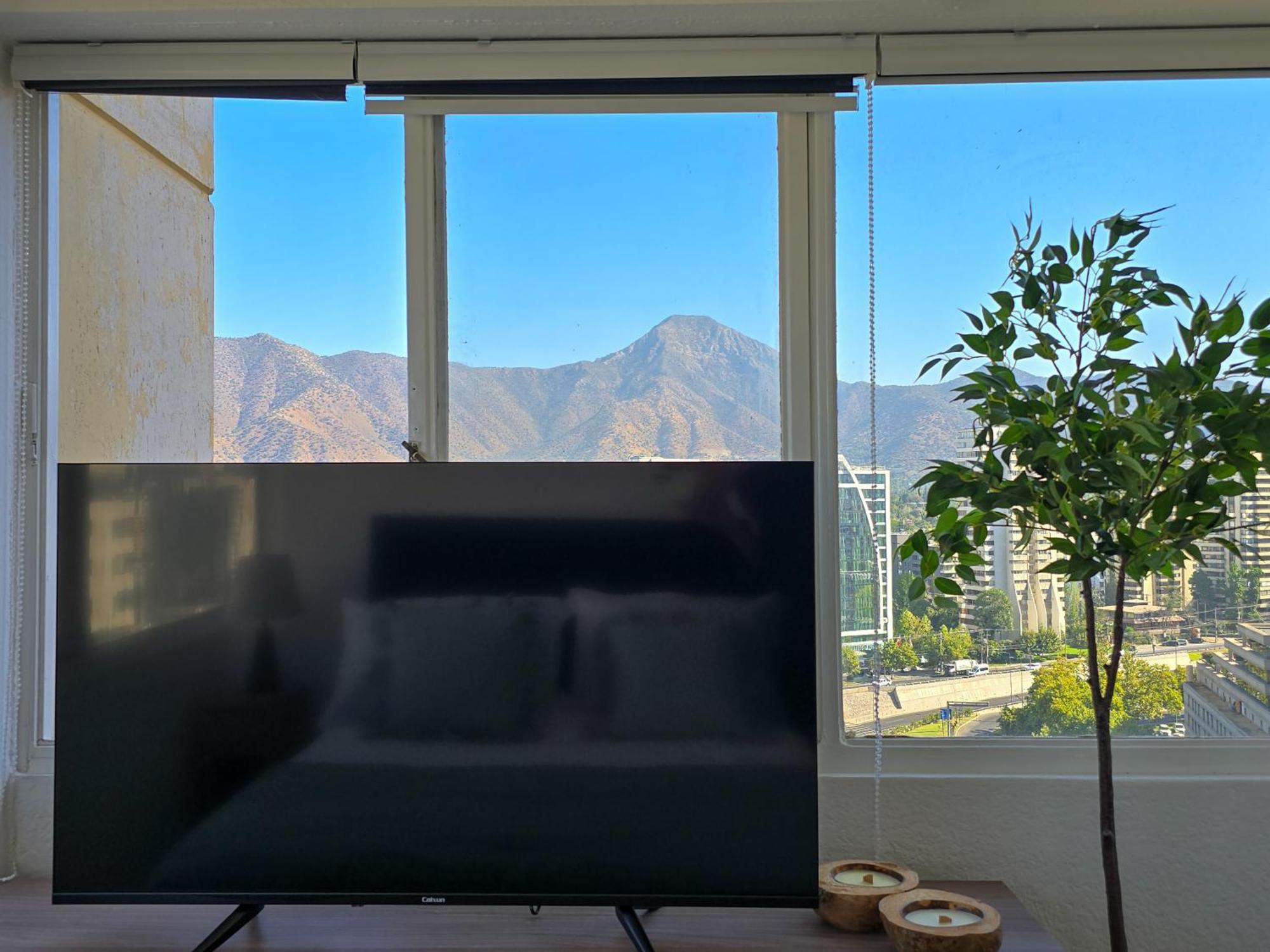 Căn hộ Vista Increible A Pasos Del Parque Arauco Santiago