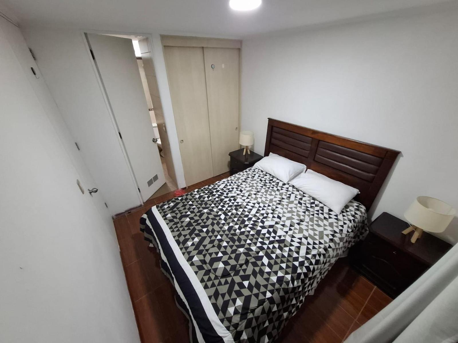 Tu Hogar En La Ciudad Compras Diversion Comodidad Apartment