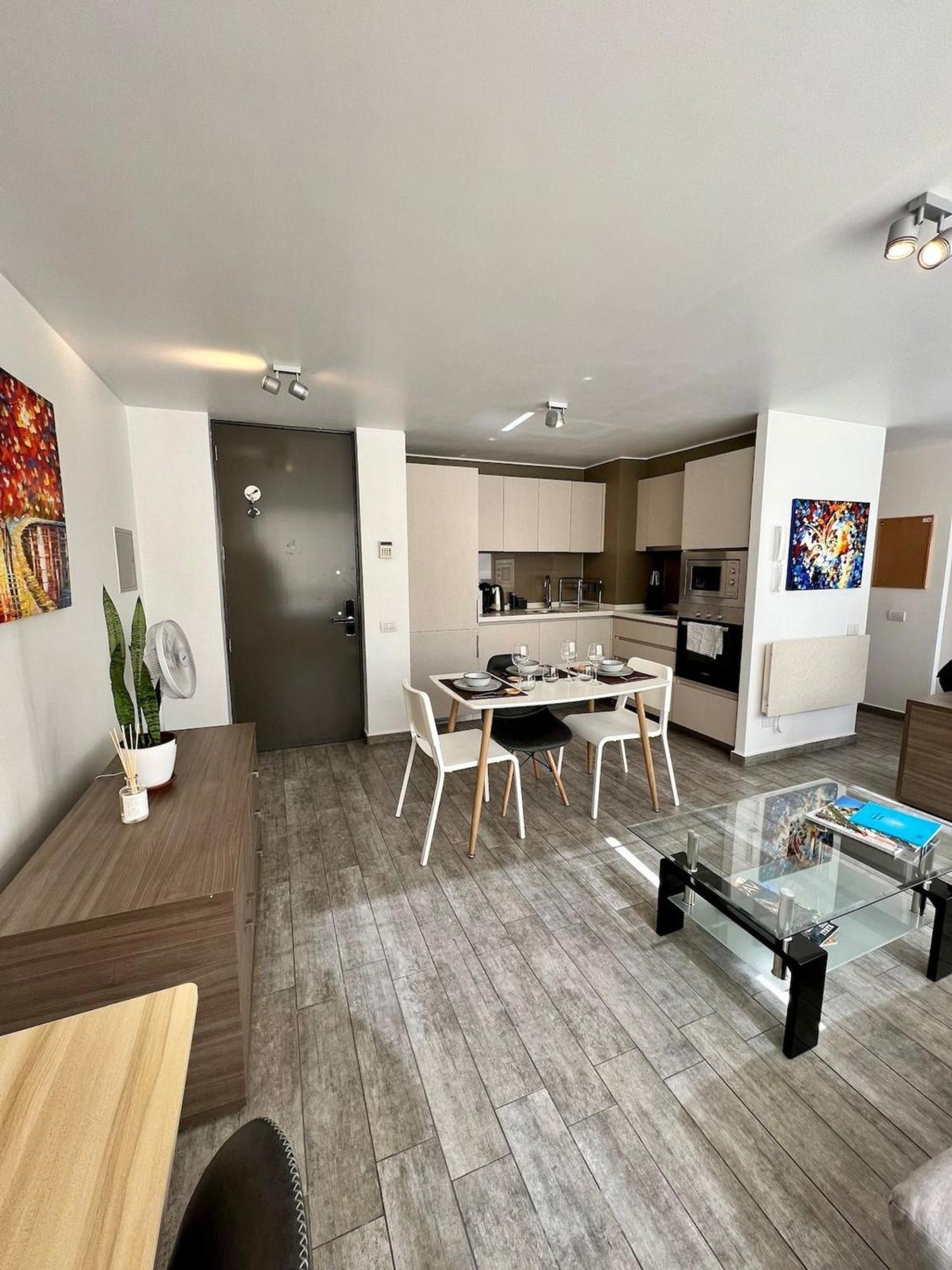 Apartamento Equipado Estudio En Dominicos Santiago de Chile