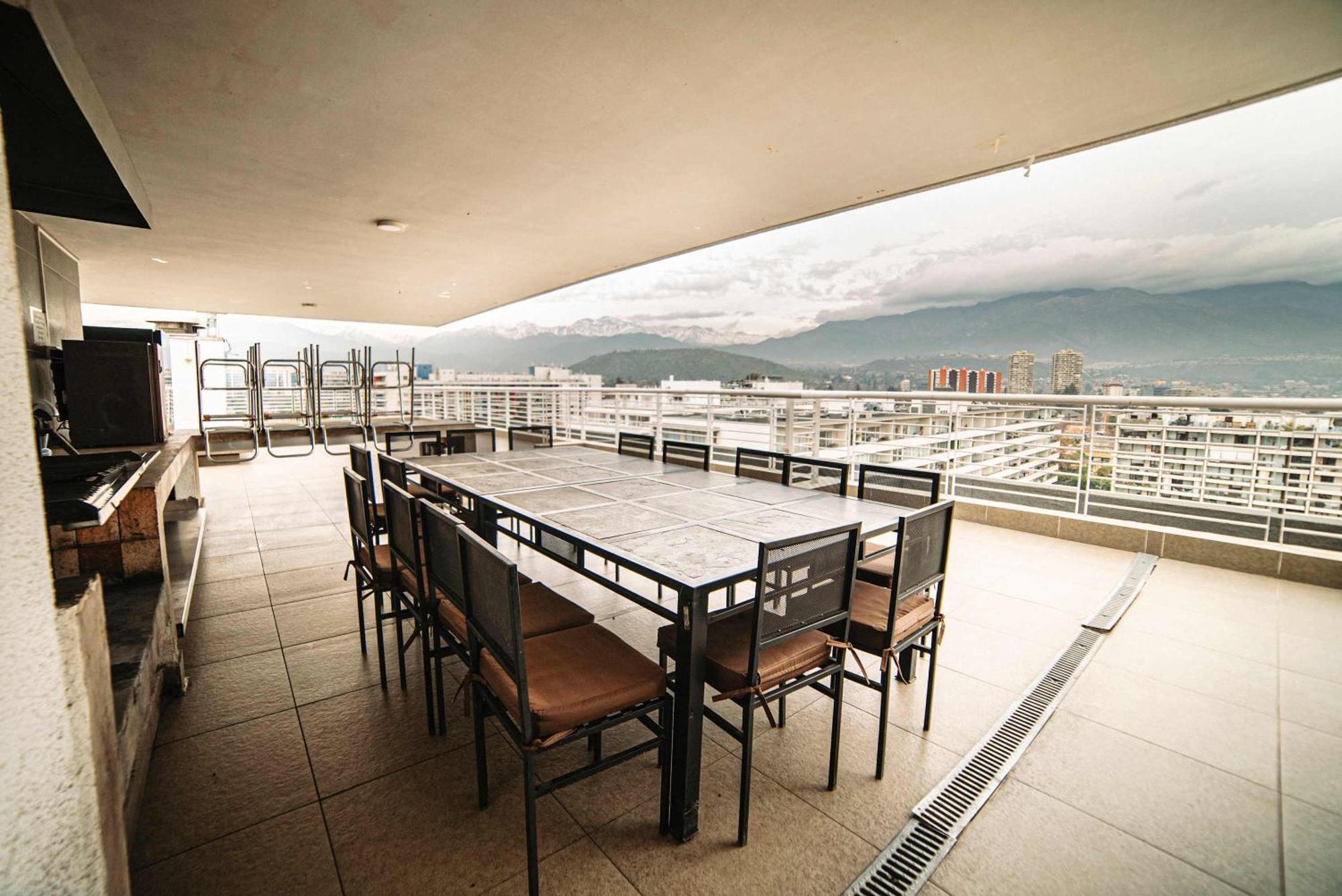 Apartment Charming In Condes Near Metro