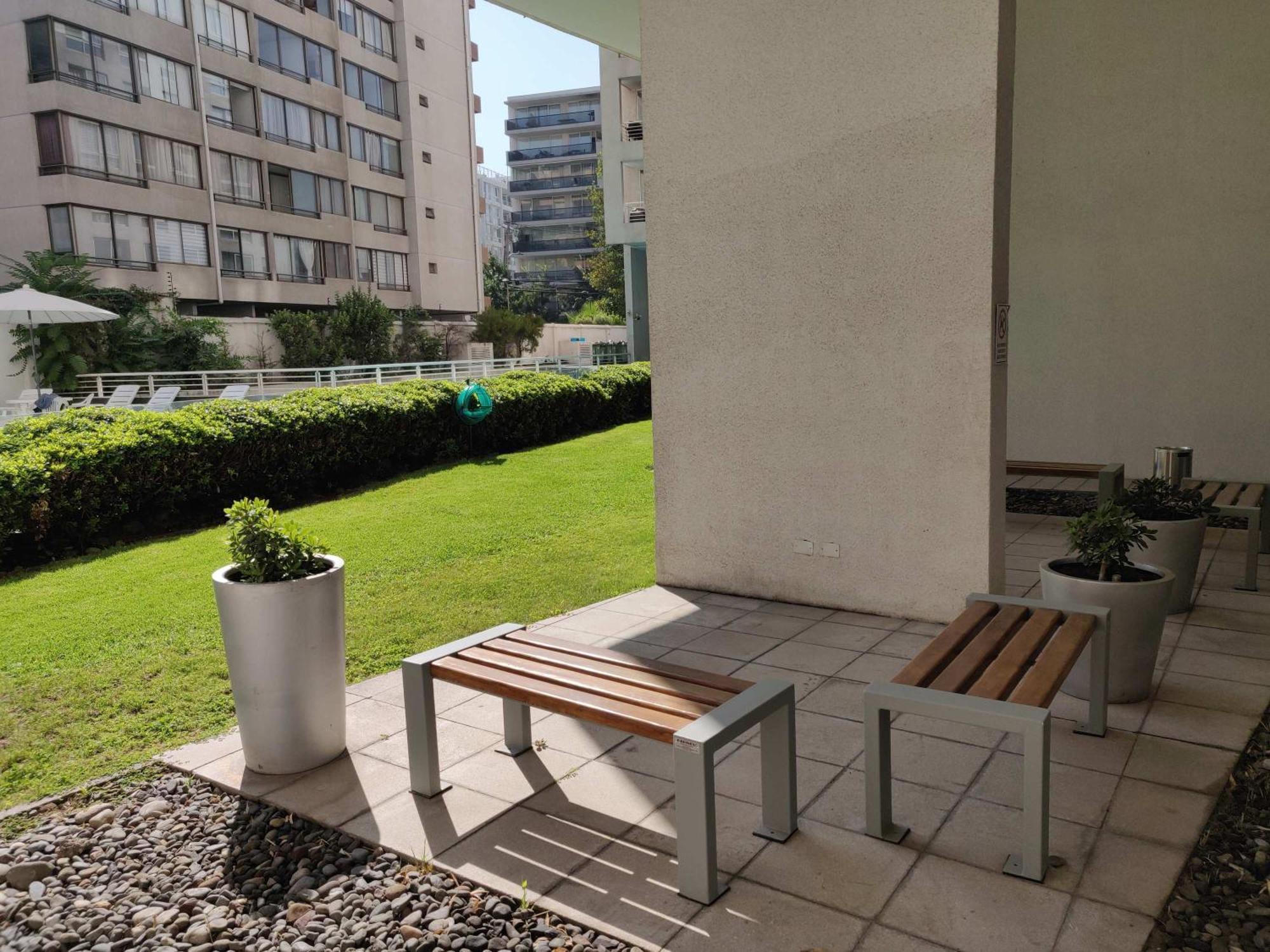 Charming In Condes Near Metro Apartment