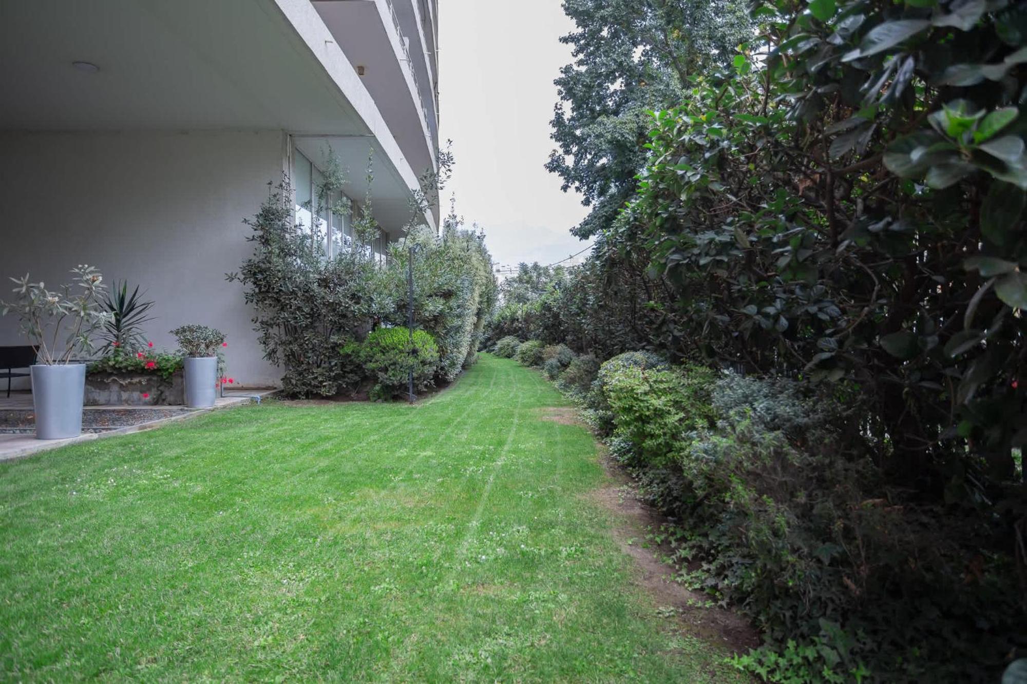 Apartment Charming In Condes Near Metro