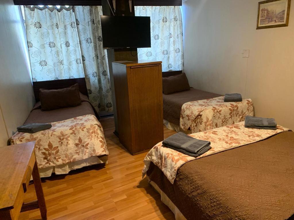 Khách sạn Alameda 2*