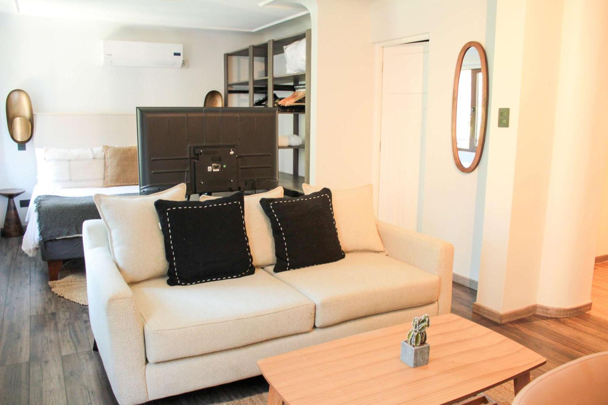 Hom I Depto Hermoso 2pax Cerca Lastarria *