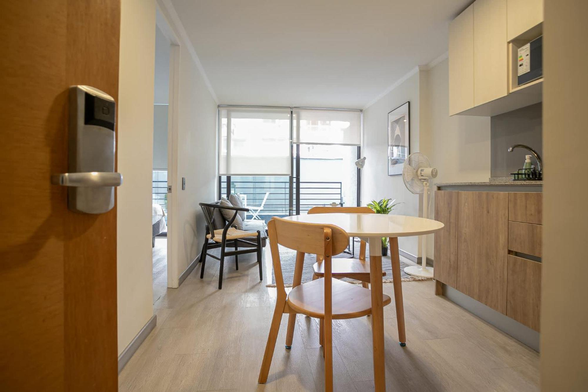Apartment Downtown Great For Sharing