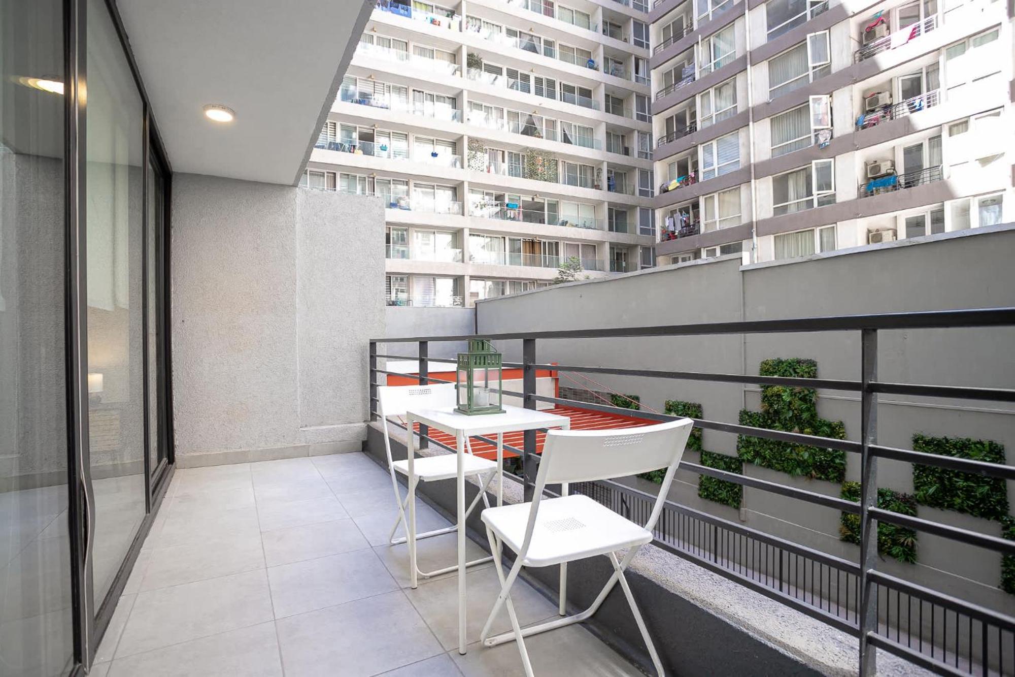 Apartment Downtown Great For Sharing