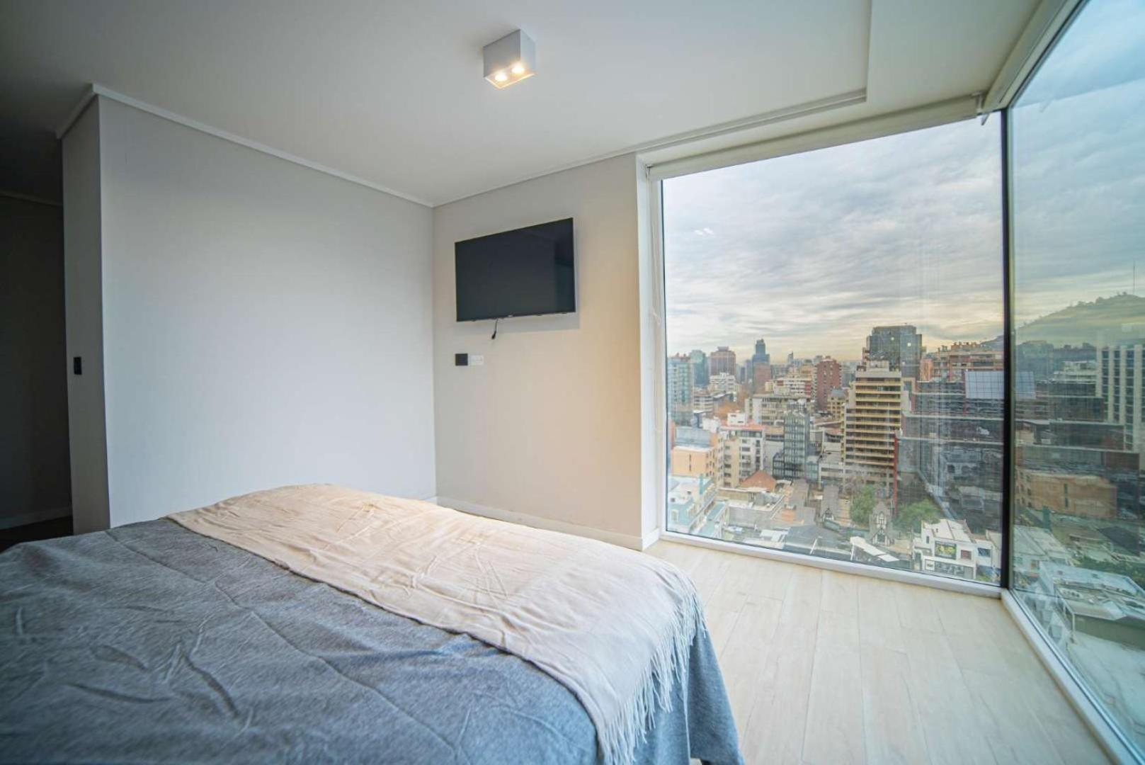 Modern With Unbeatable View * Santiago de Chile