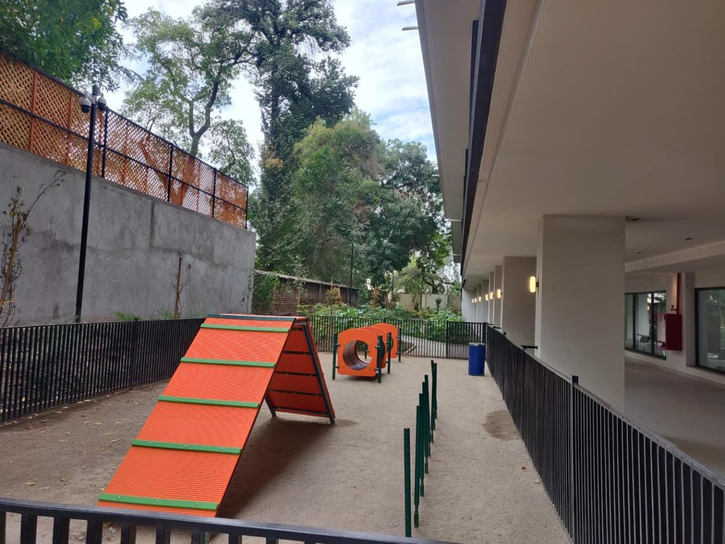 Ideal Families In Providencia With Pool Apartment
