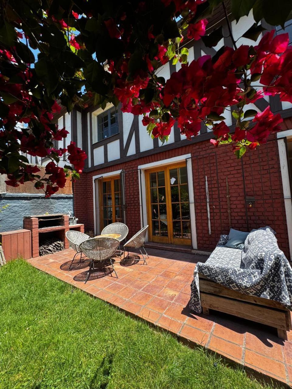 Homestay En Hermosa Casa En Barrio Pocuro Santiago