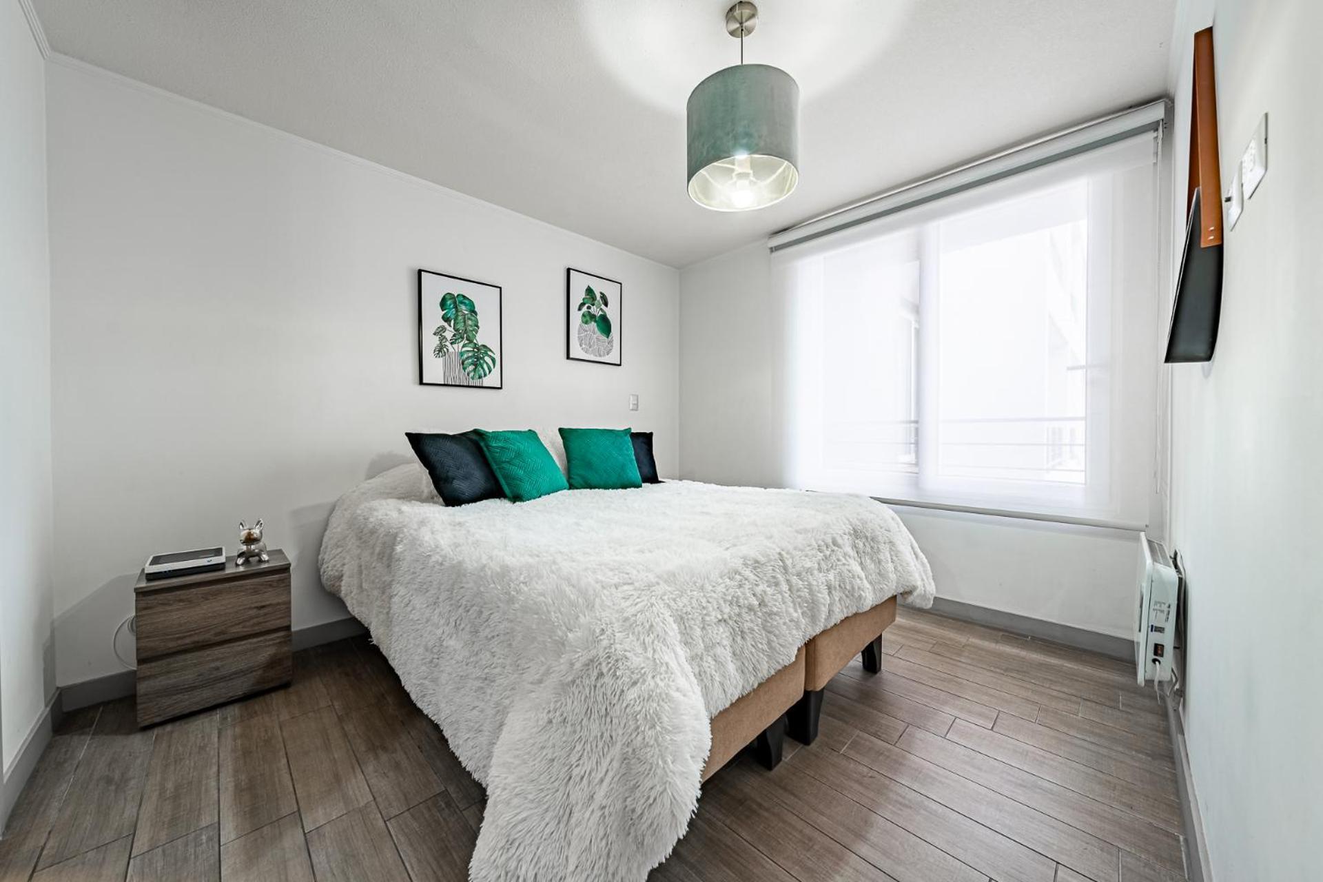 Apartamento Comodo Con Terraza En Centro Santiago de Chile