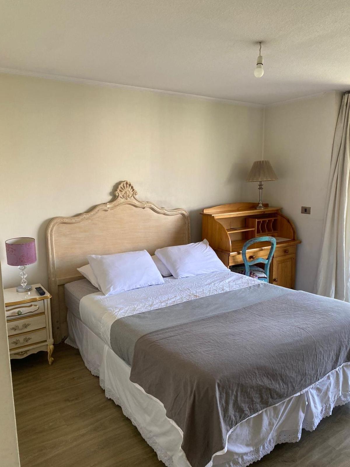 Metro Escuela Militar Bed & Breakfast *