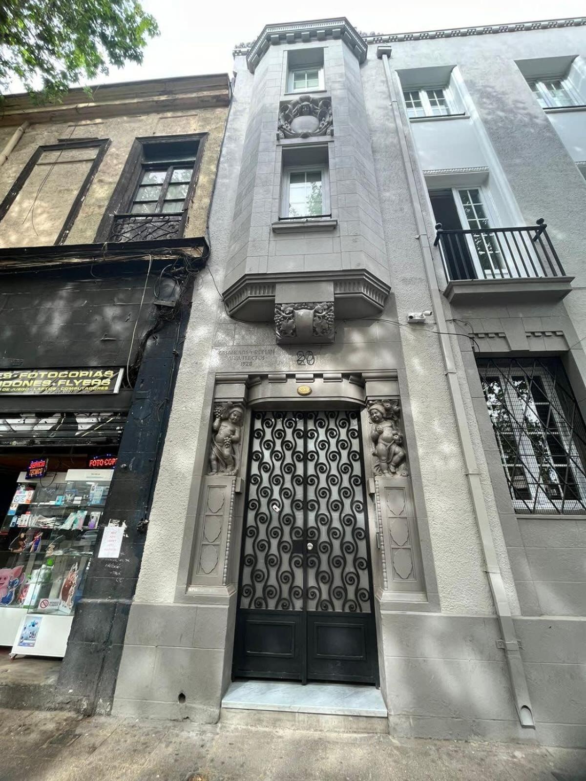 Hom I En Ubicacion Privilegiada En Edif Historico Apartamento