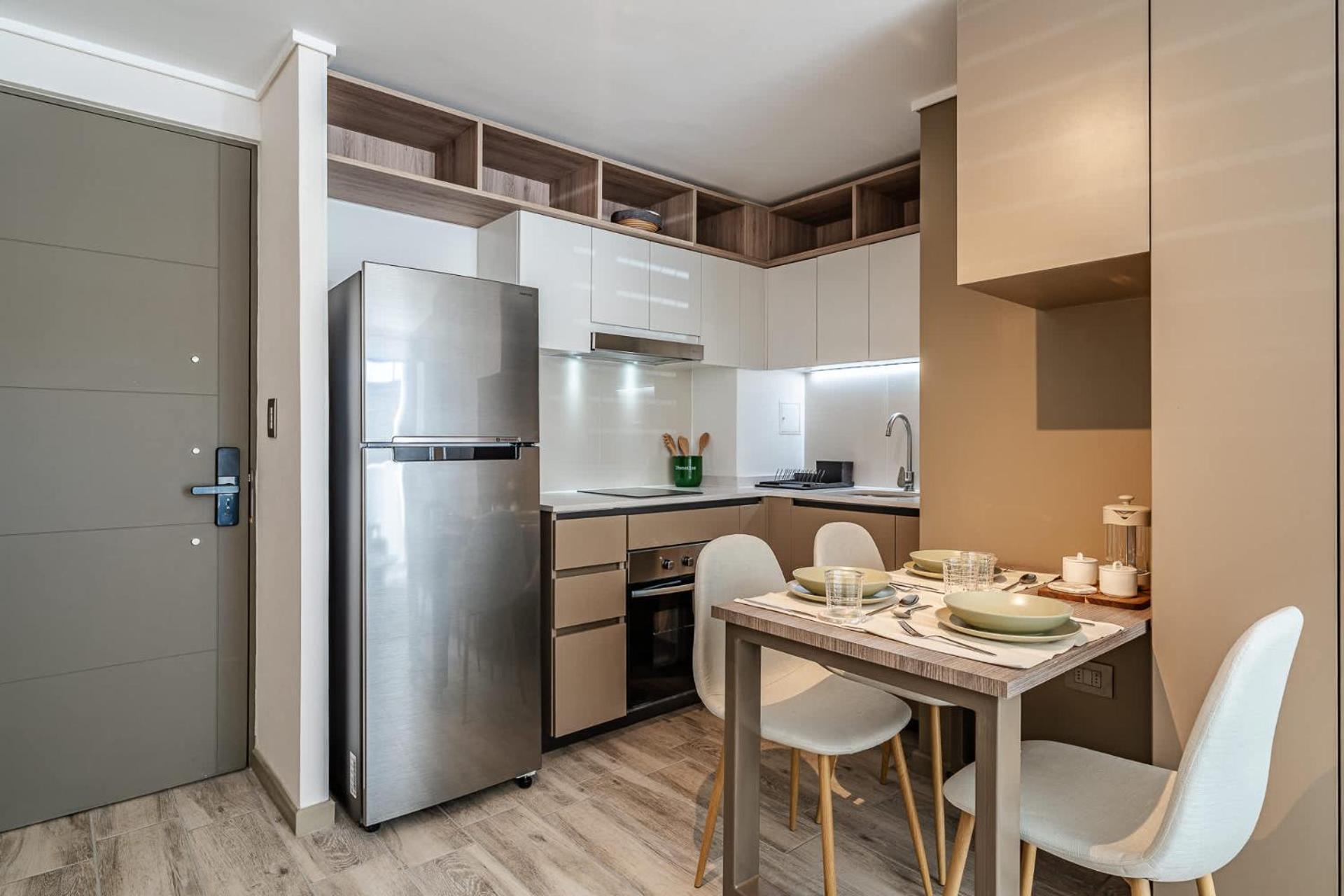 Apartment Bright Near Attractions