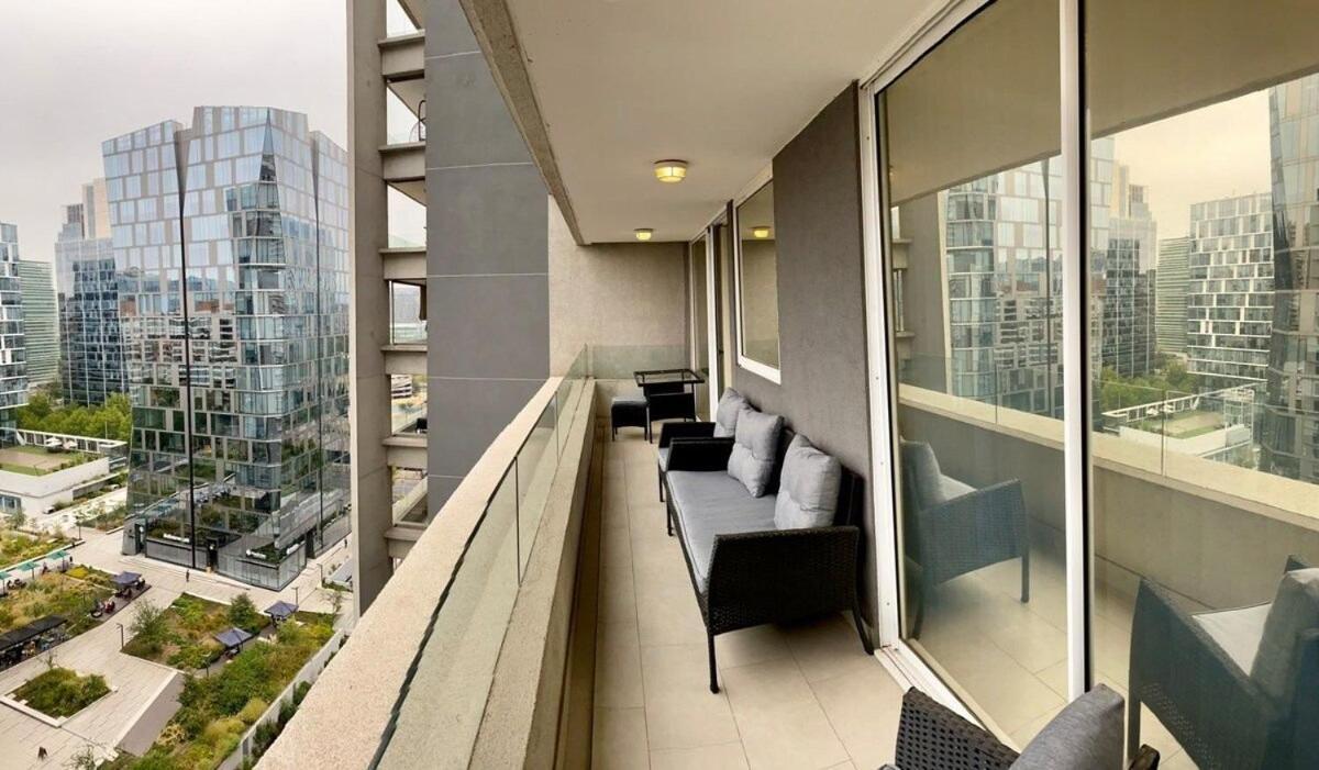 En El Corazon Del Centro Financiero De Condes Apartment Santiago
