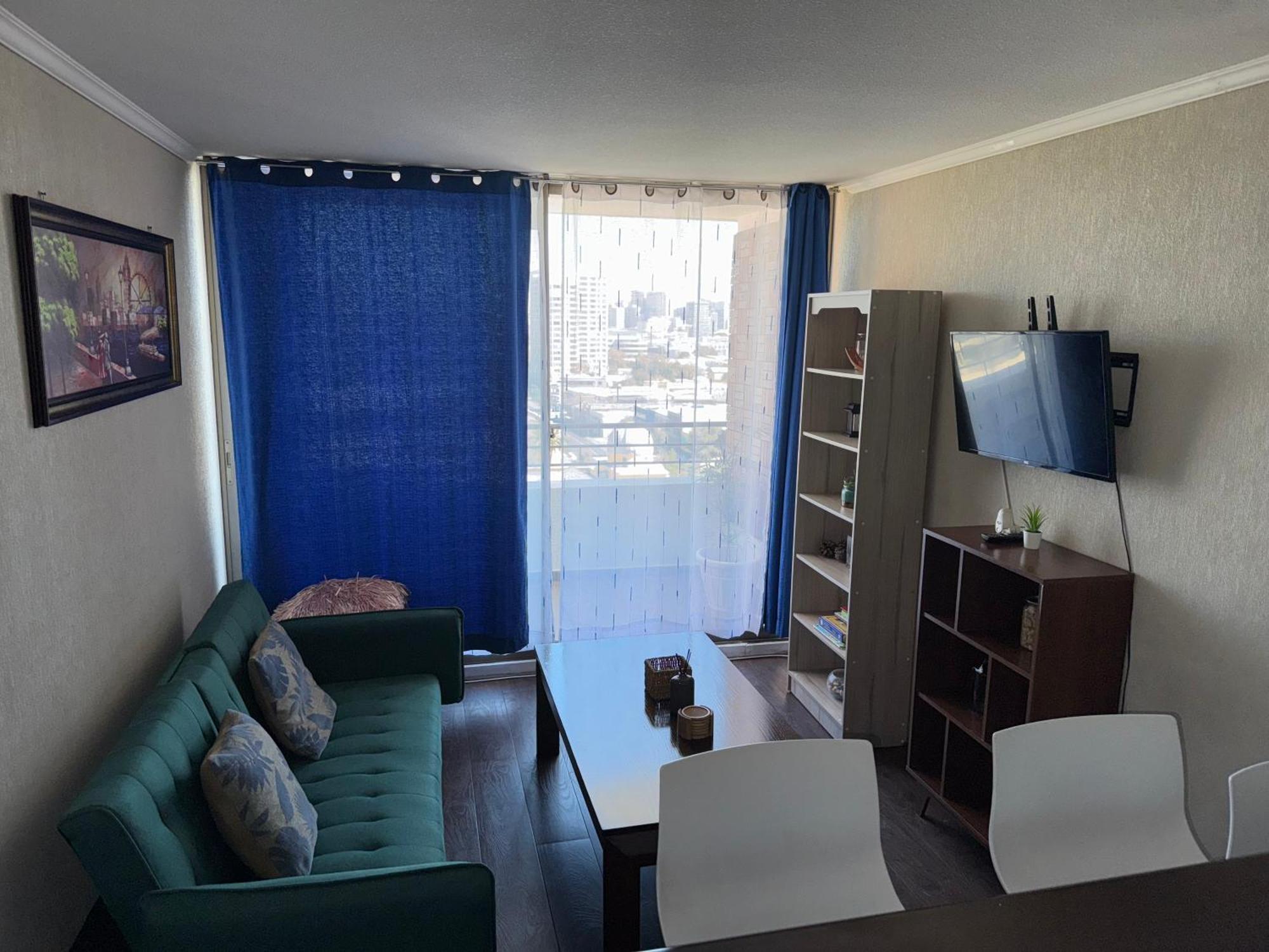Departamento Con Vista A Frente Al Metro Santiago