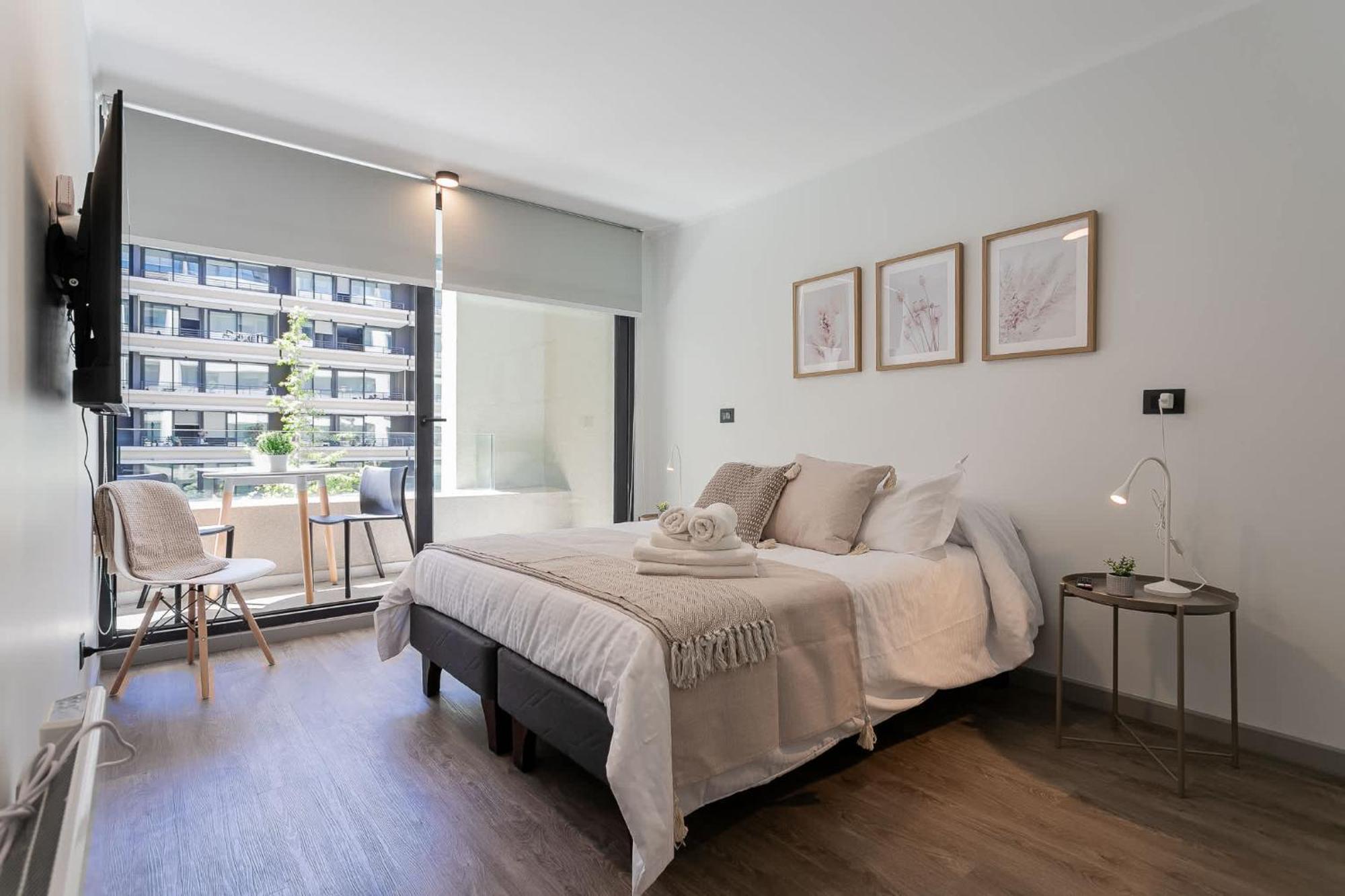 Ideal Families In Providencia With Pool