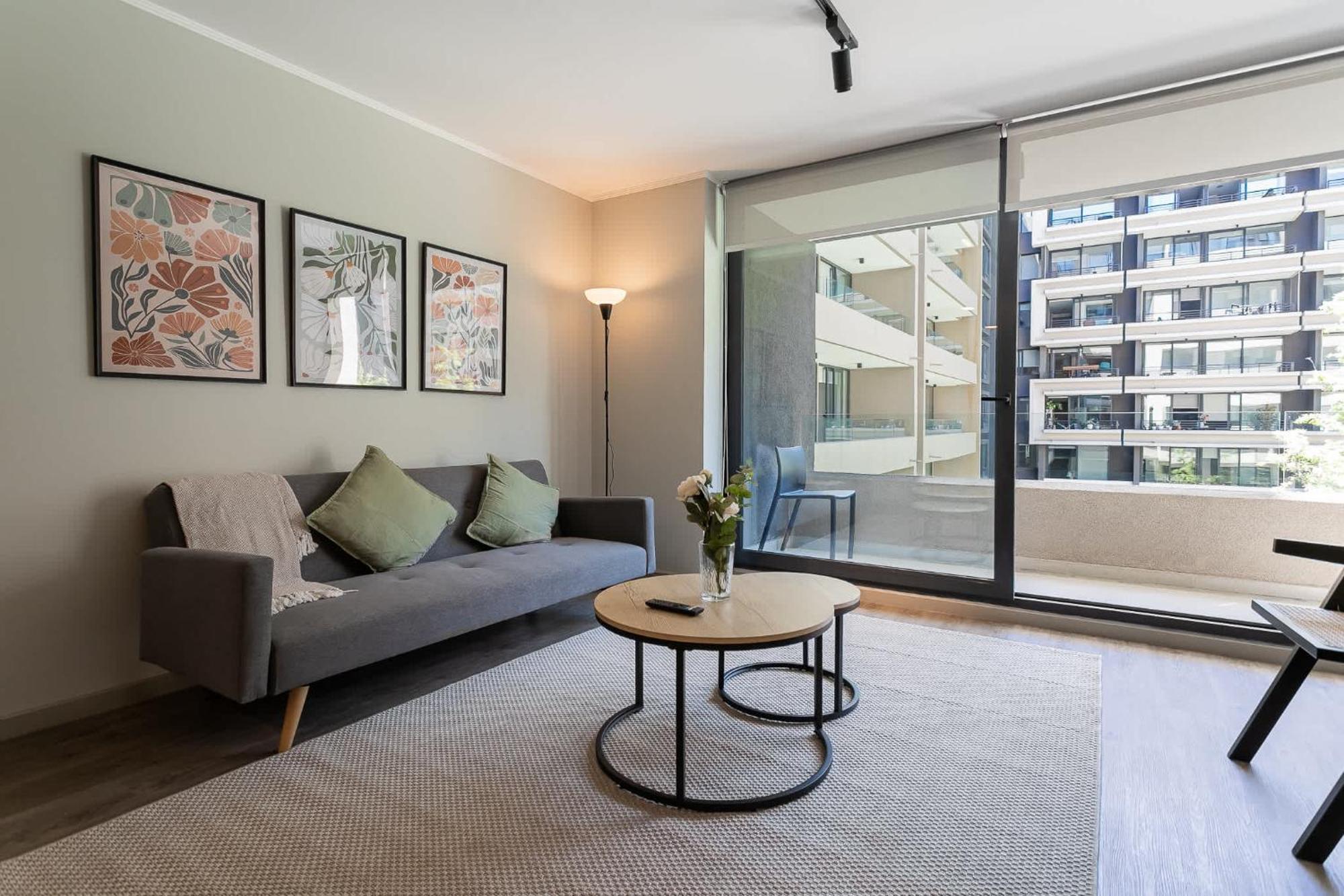 Ideal Families In Providencia With Pool
