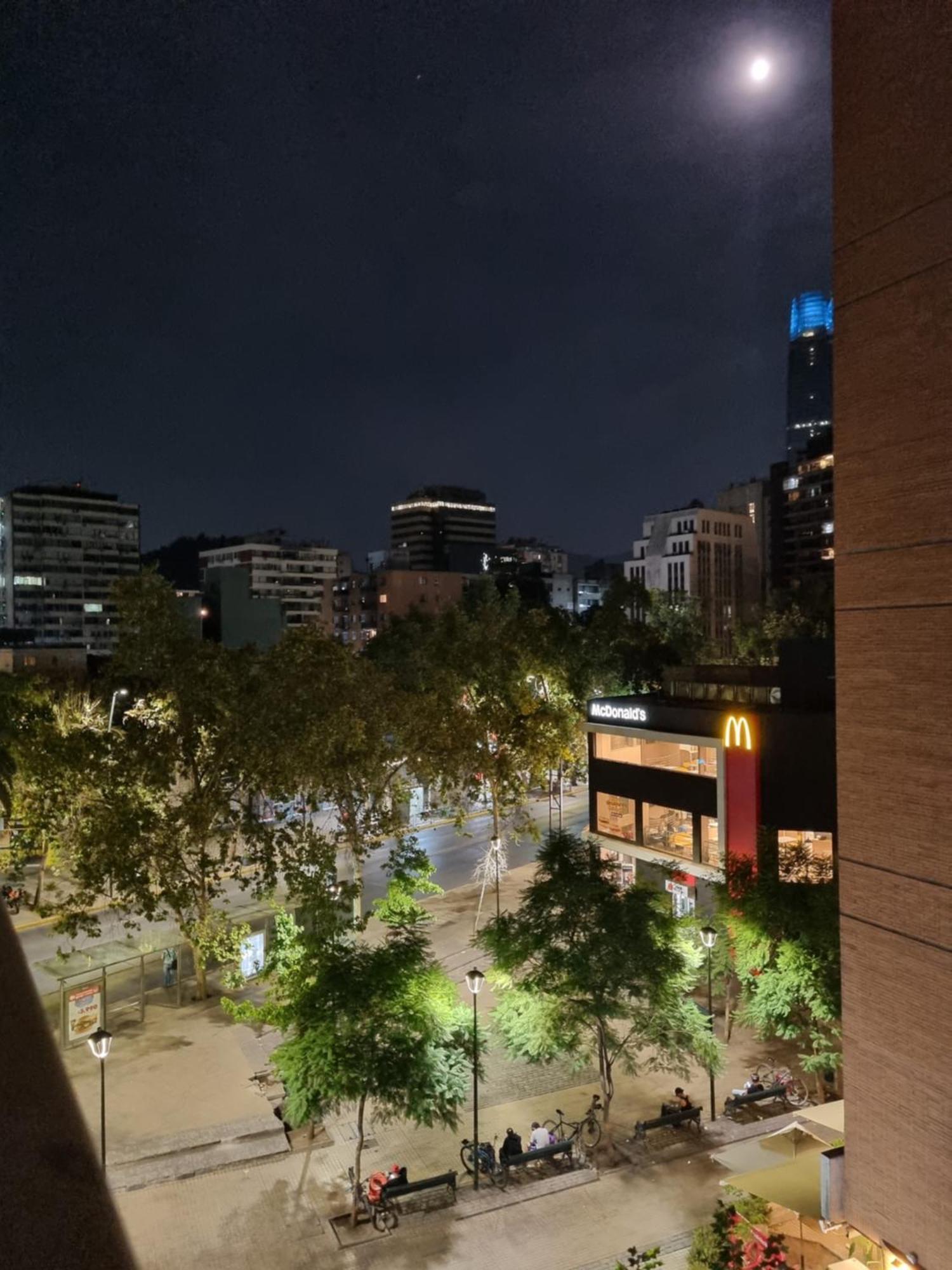Departamento Comuna Providencia, Cercano Metro Leones Y Pedro De Valdivia Apartamento *