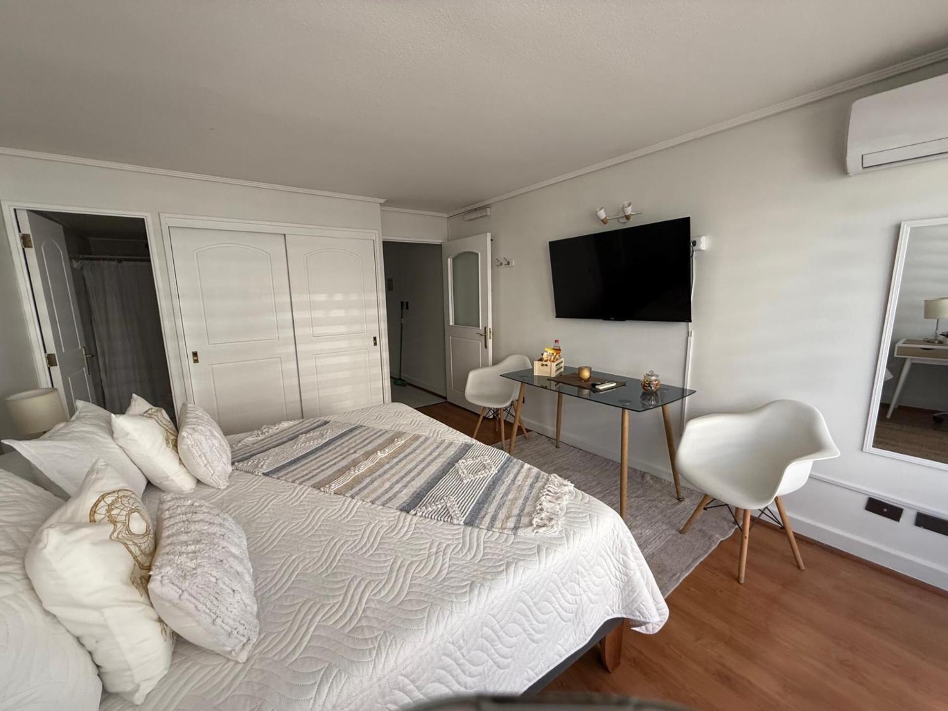 Estudio 2 Personas Condes Apartment *