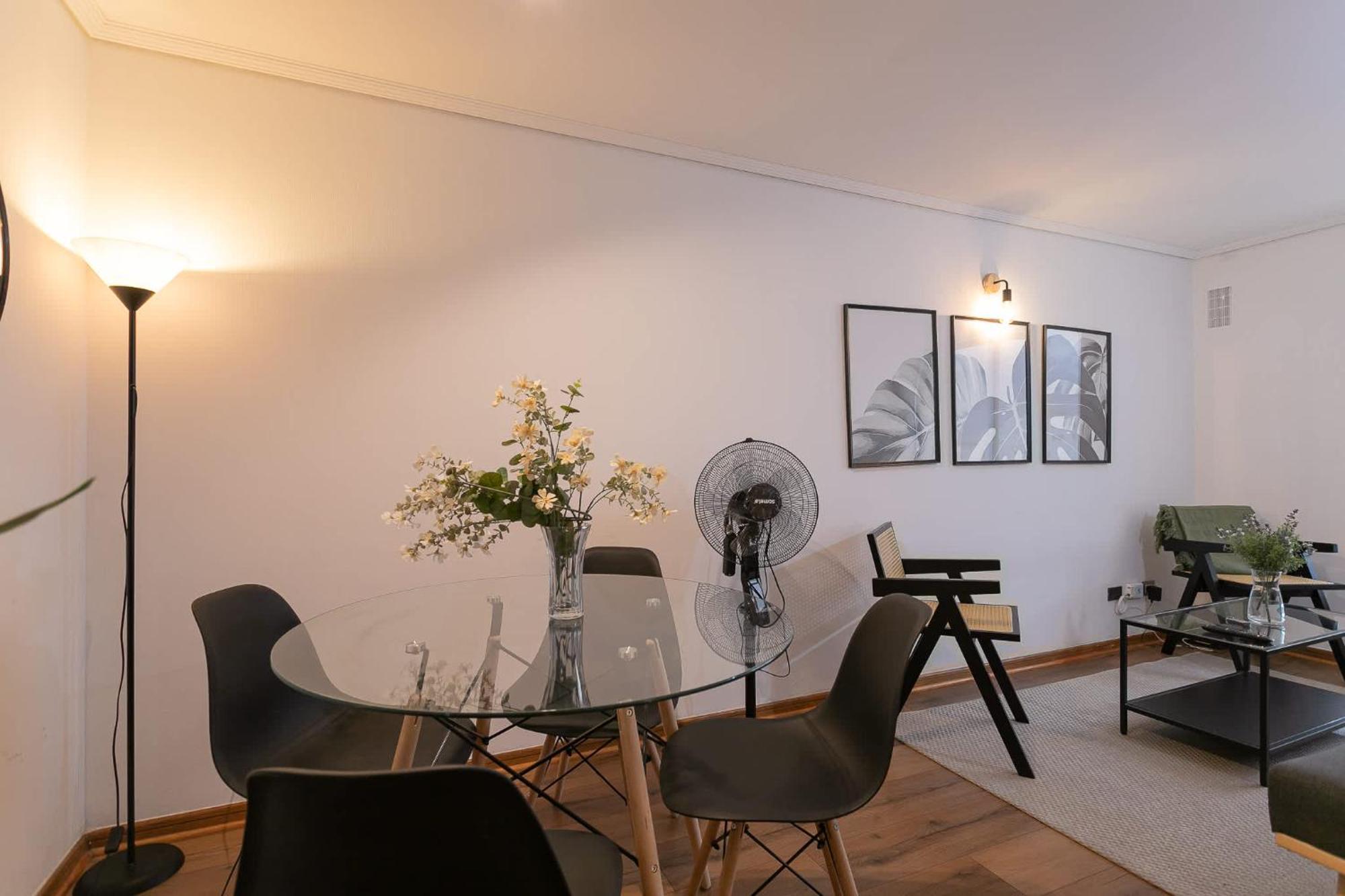 Apartment Comodidad En Condes - Amplio Depto Santiago