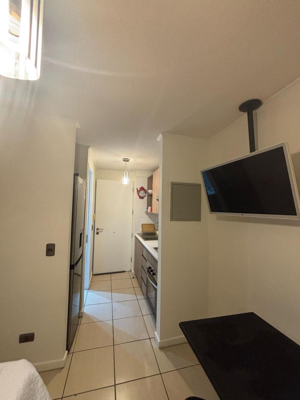 Departamento Equipado Con Cocina Y Wifi, Excelente Ubicacion Cerca Del Metro Santiago
