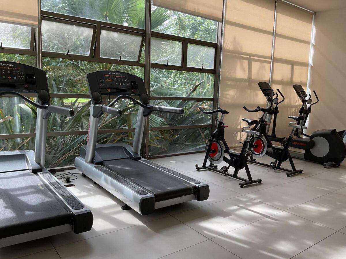 Mejor Ubicacion! Cerca A Mall Parque Arauco, Wifi, Balcon Santiago