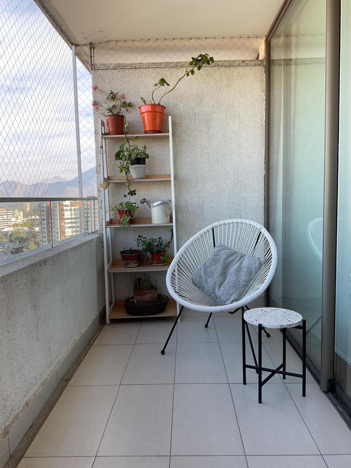 Mejor Ubicacion! Cerca A Mall Parque Arauco, Wifi, Balcon Căn hộ *