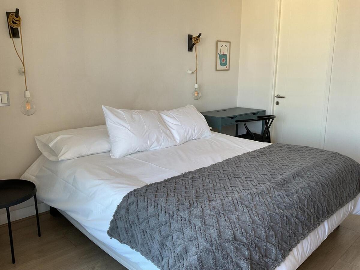 Apartment Mejor Ubicacion! Cerca A Mall Parque Arauco, Wifi, Balcon *