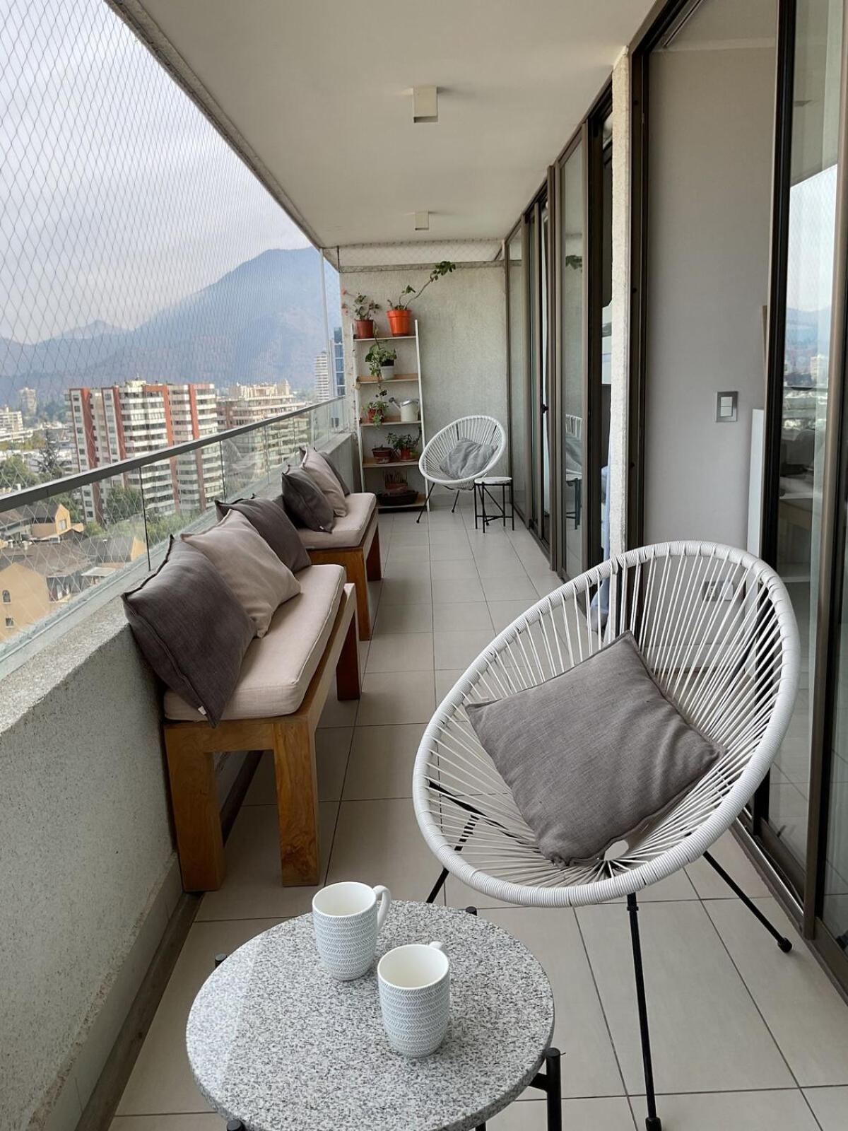 Apartment Mejor Ubicacion! Cerca A Mall Parque Arauco, Wifi, Balcon *