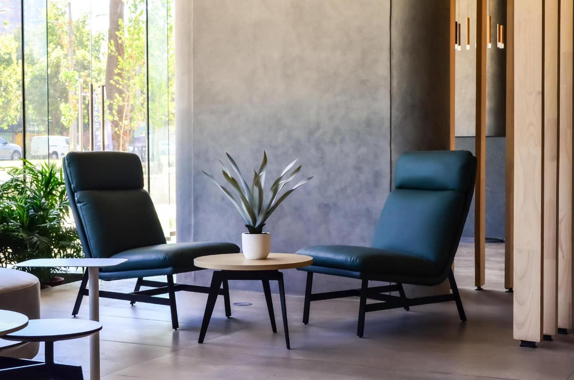 Located In The Area Of Condes 2br2ba Apartment