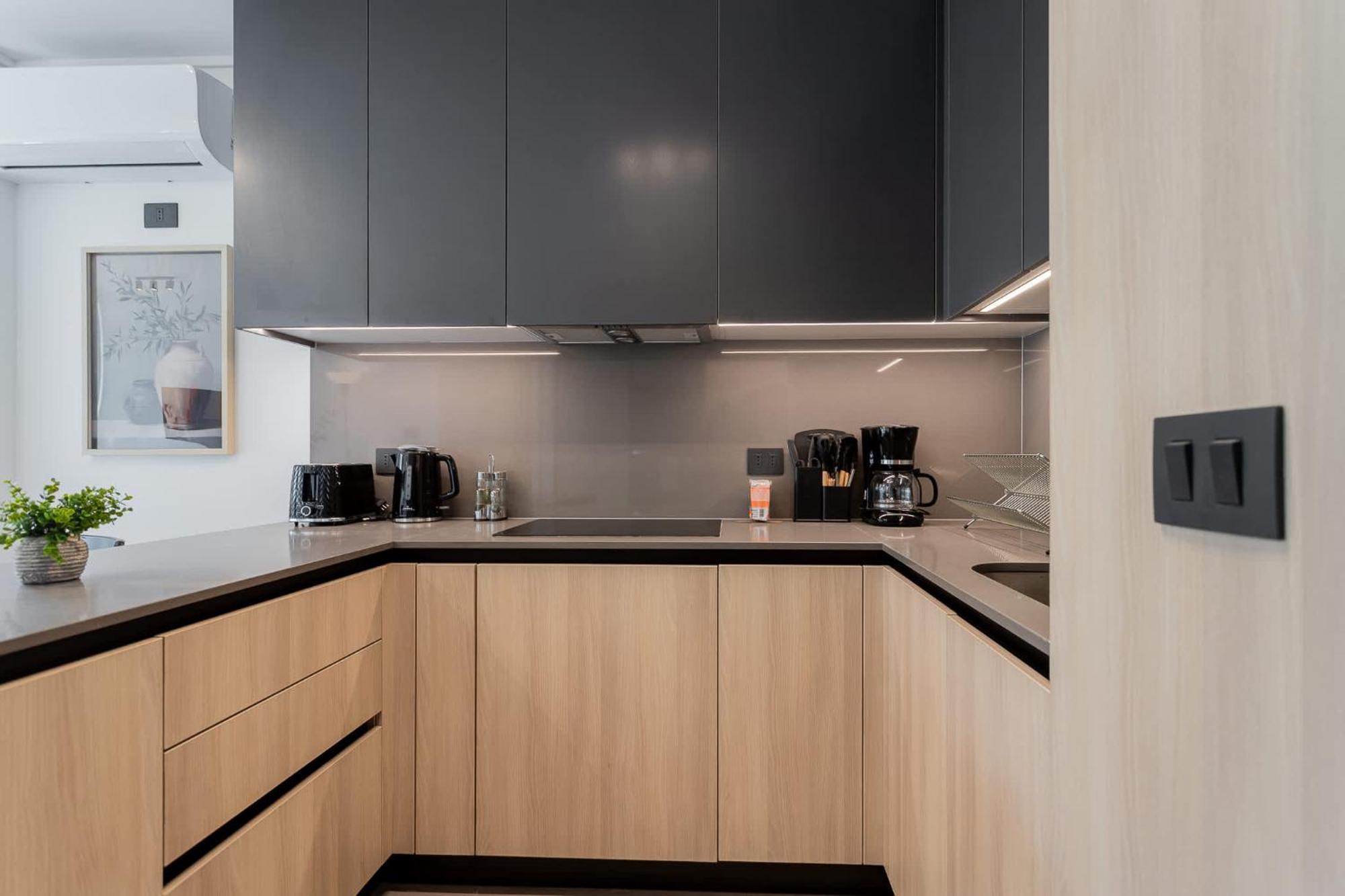 Located In The Area Of Condes 2br2ba * Santiago