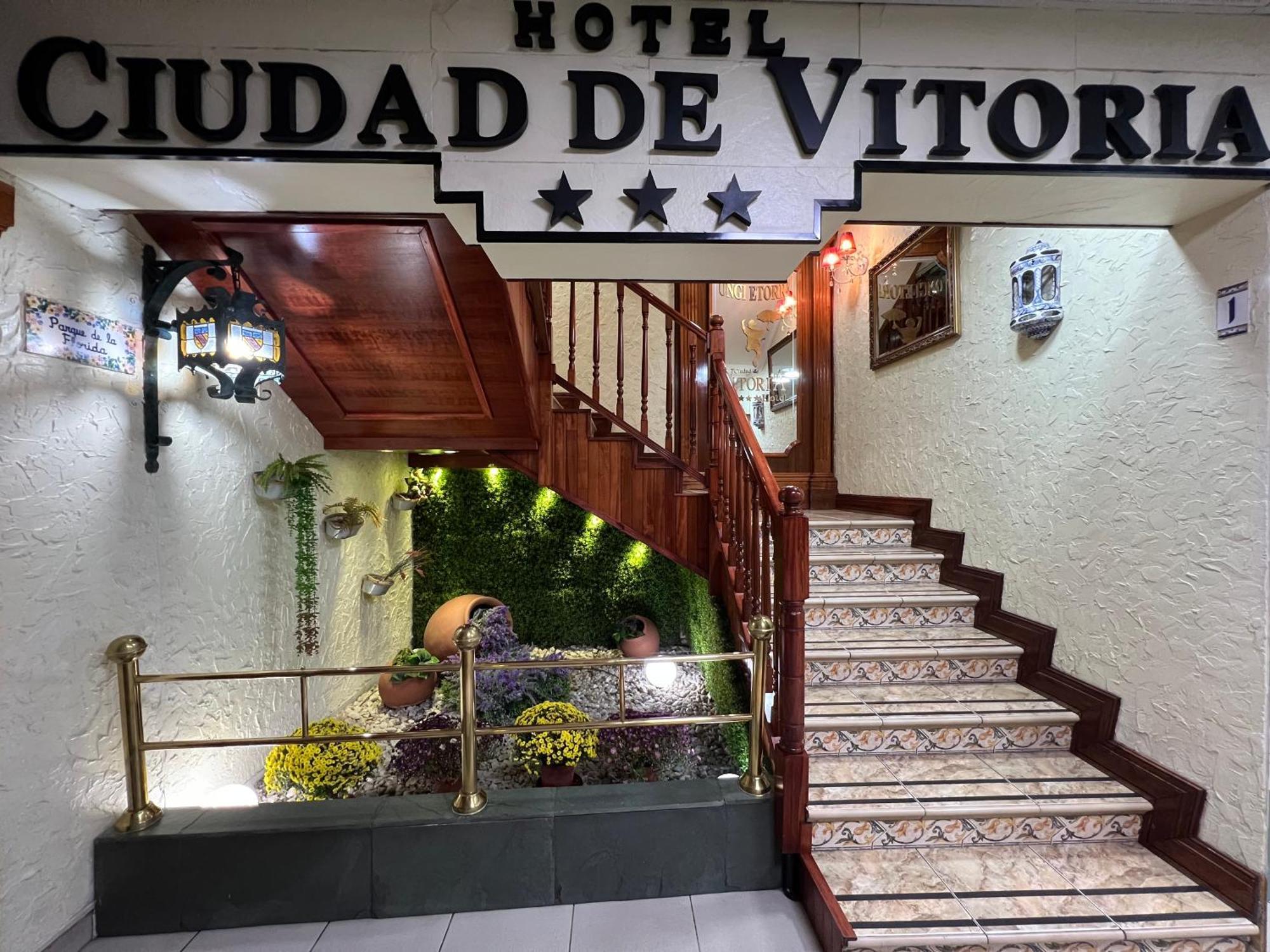 Ciudad De Vitoria Santiago