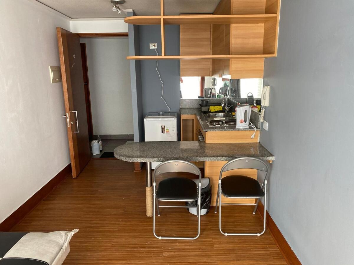 Centrico Cerca De Todo Pasos Metro U De Chile Apartment