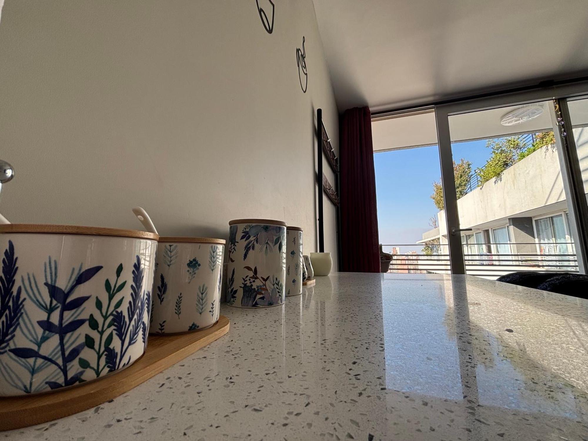Estudio Moderno En El Centro De Apartamento *