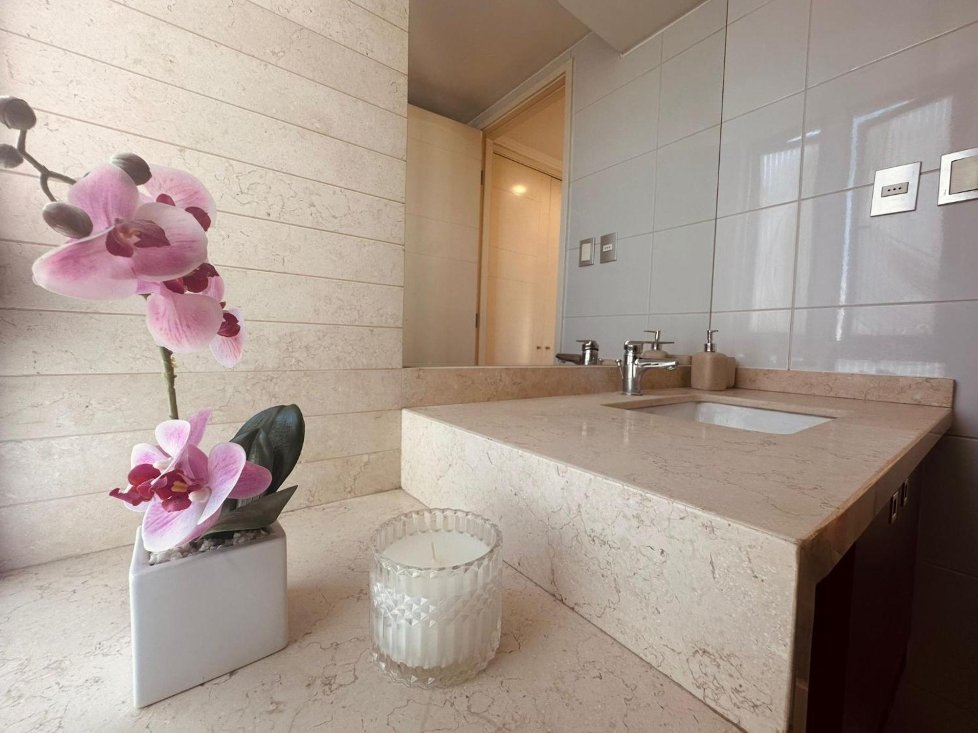 Luxury Condes Apartment