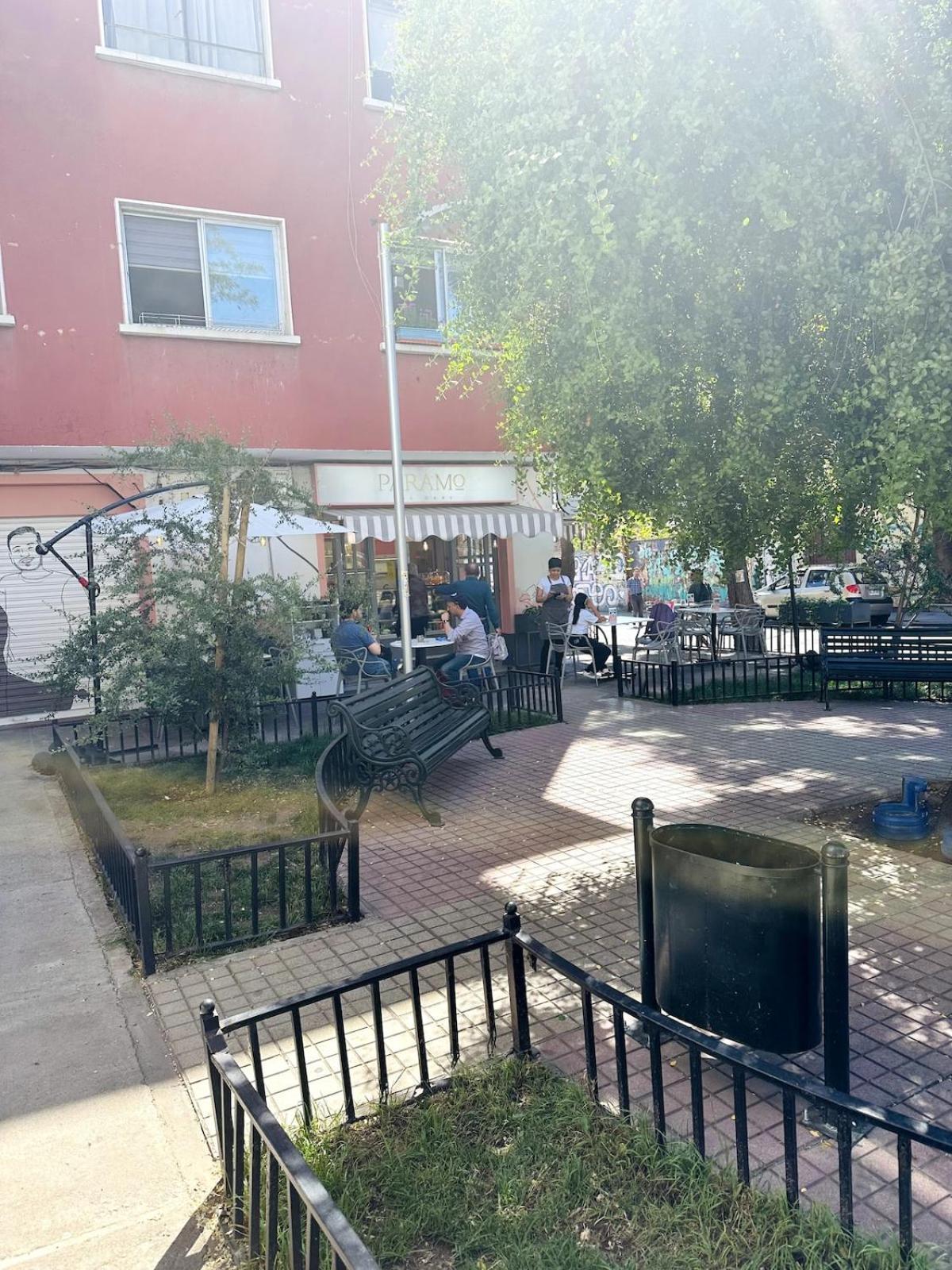 En Con Wifi, Aire Acondicionado, Cafe, Agua Y Vino Gratis Santiago