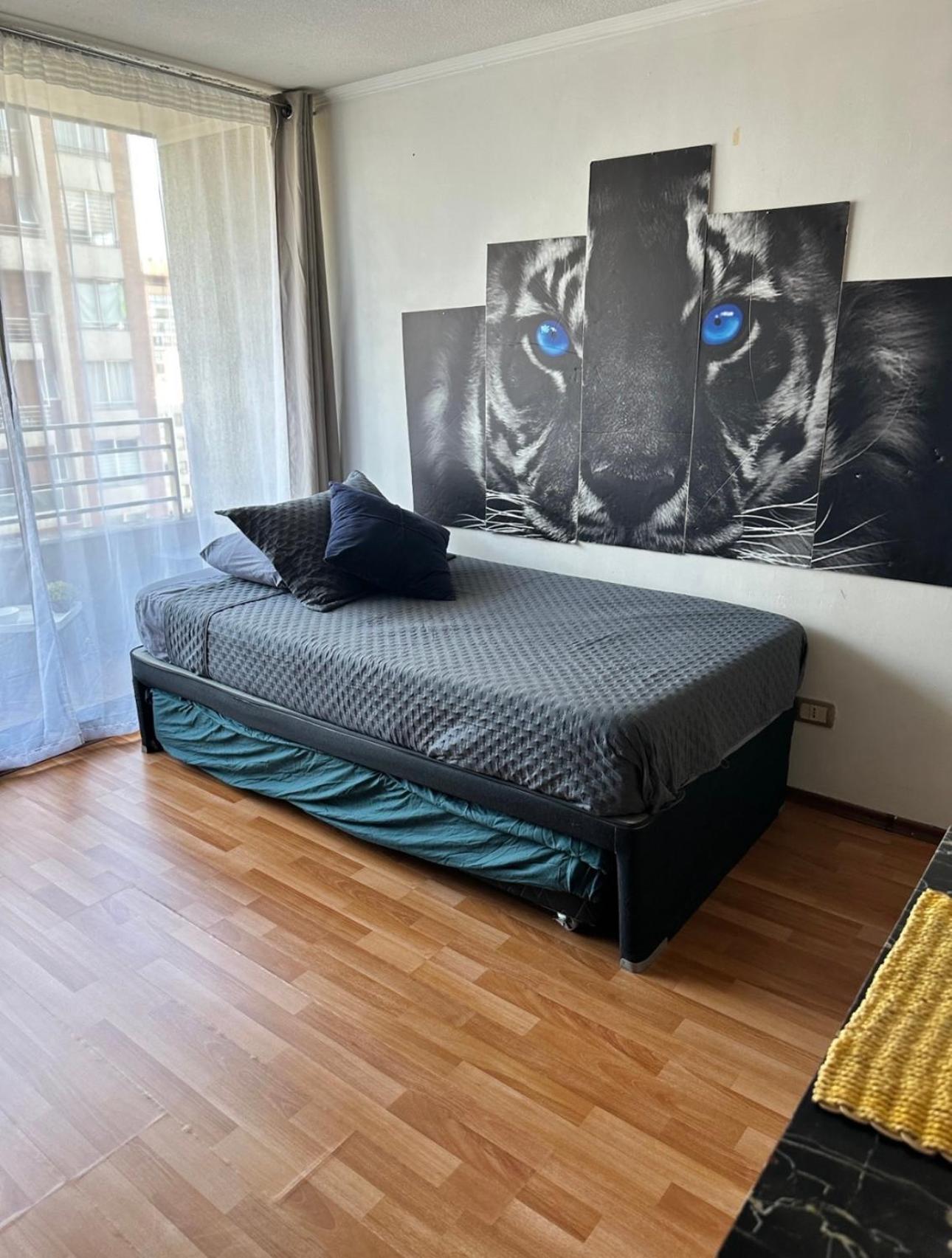 Never Give Up Apartamento