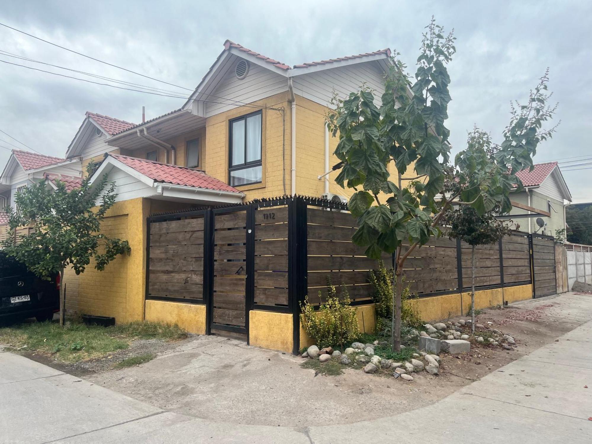 Homestay Tu Espacio Re - Casa Cerca Del Aeropuerto