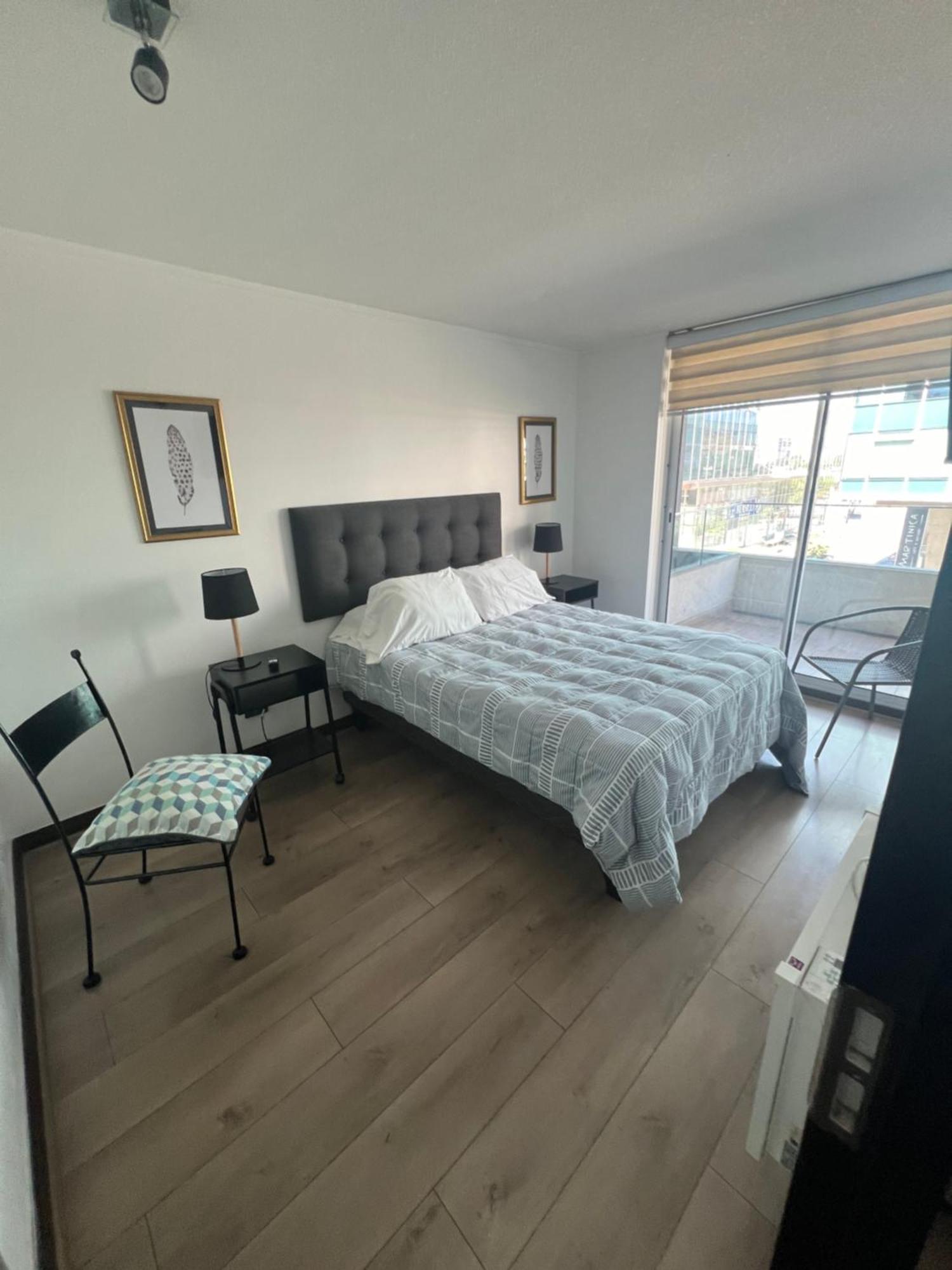 Apartamento 18 Metros , Costado Clinica Condes ,hasta 5 Personas Santiago